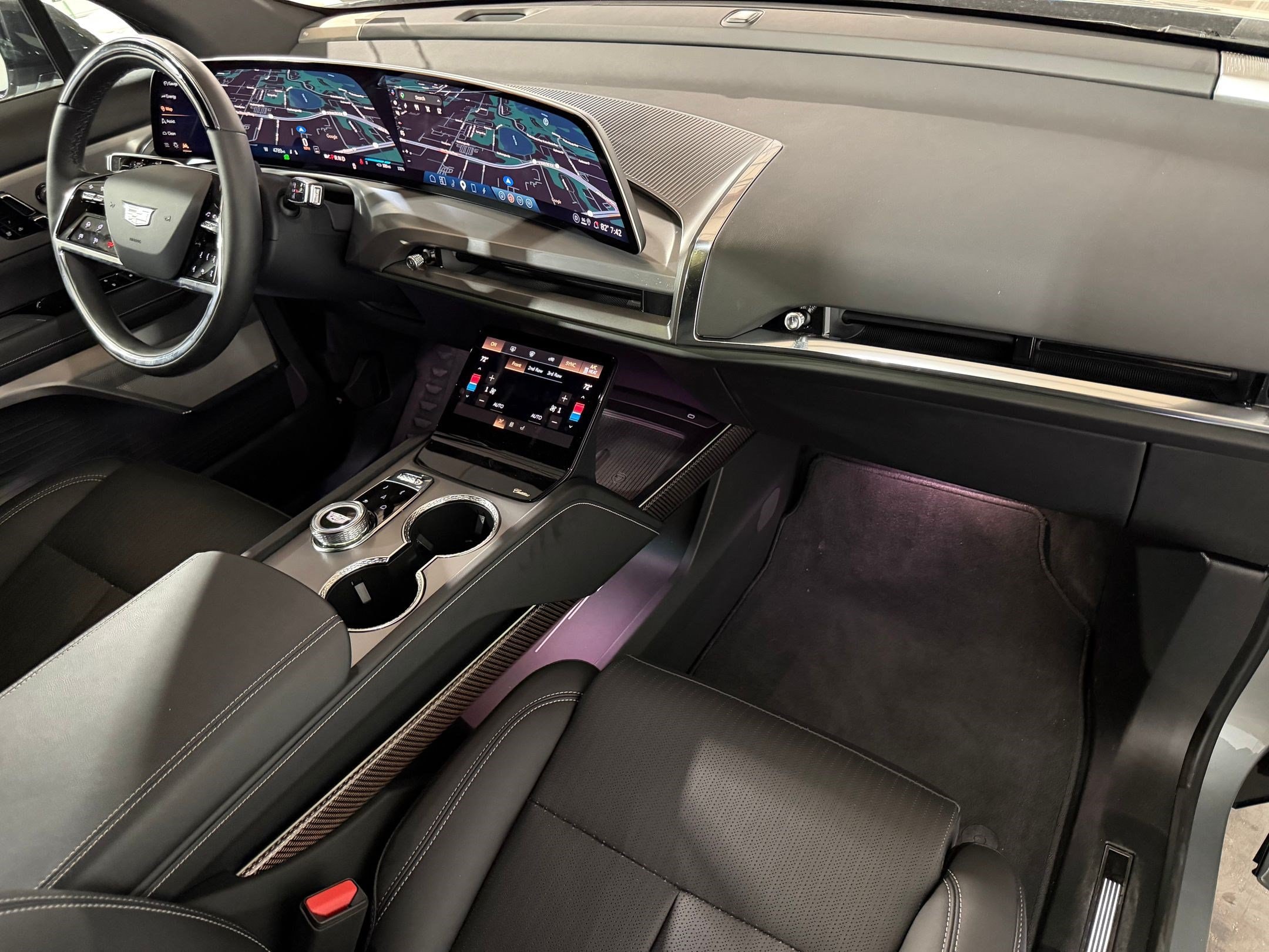 2026 Cadillac VISTIQ Sport - Photo 50