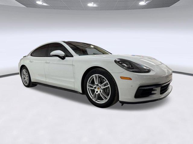 Panamera 4