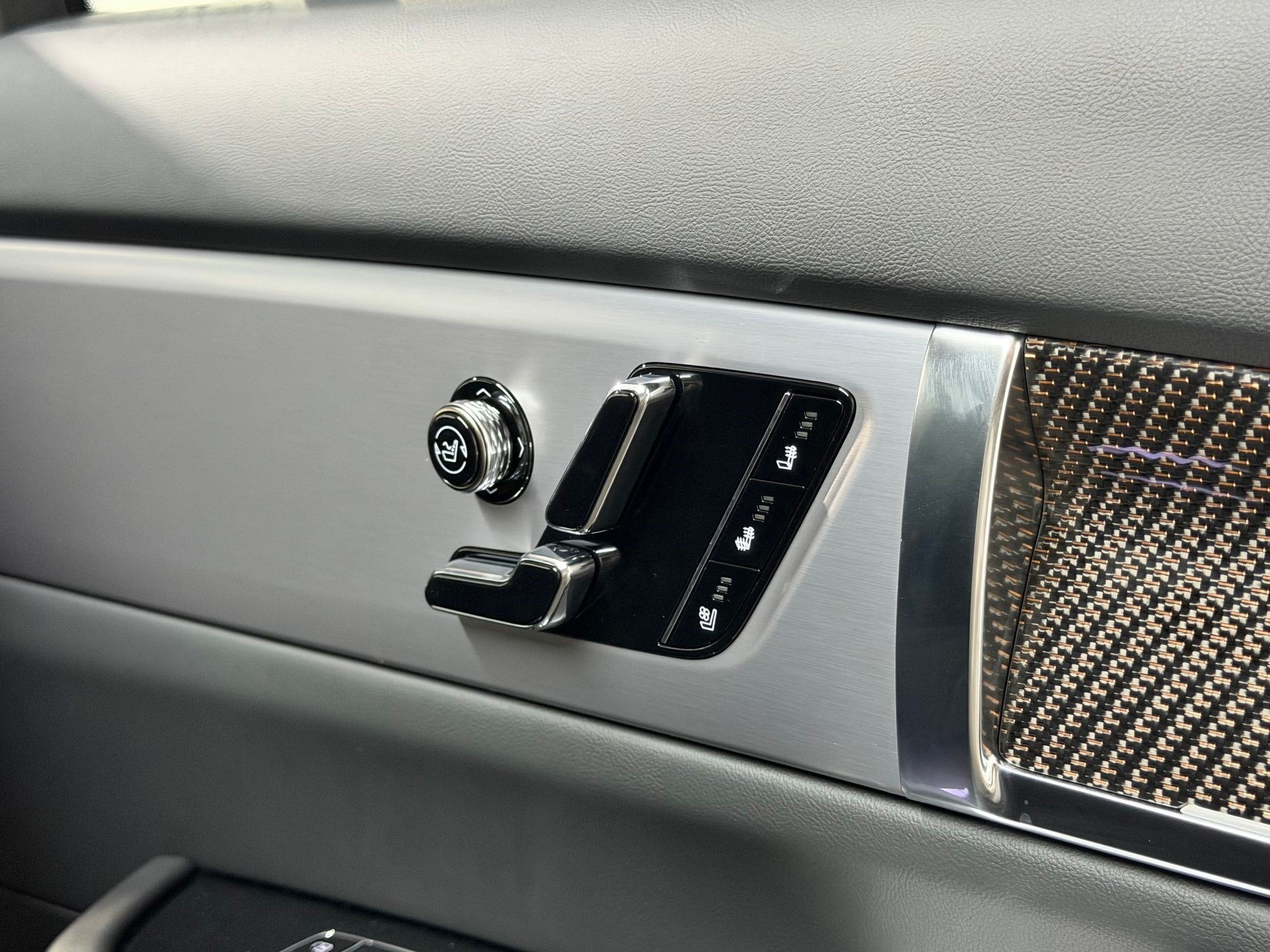 2026 Cadillac VISTIQ Sport - Photo 49
