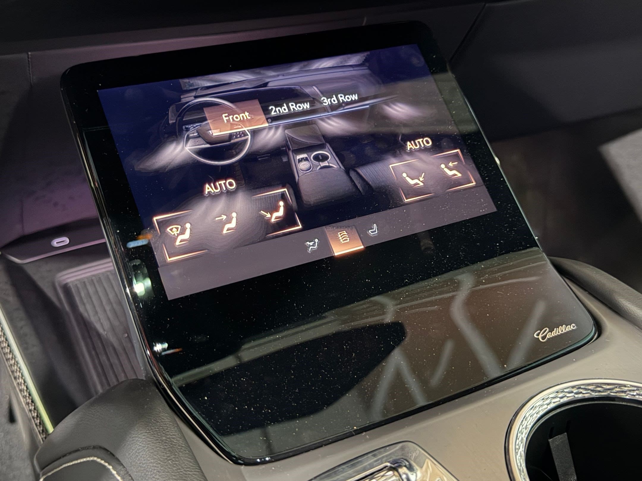 2026 Cadillac VISTIQ Sport - Photo 32