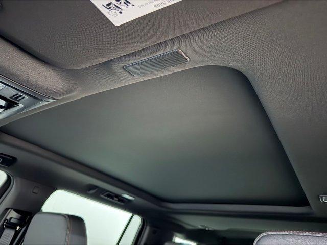 2026 Chevrolet Suburban RST - Photo 28