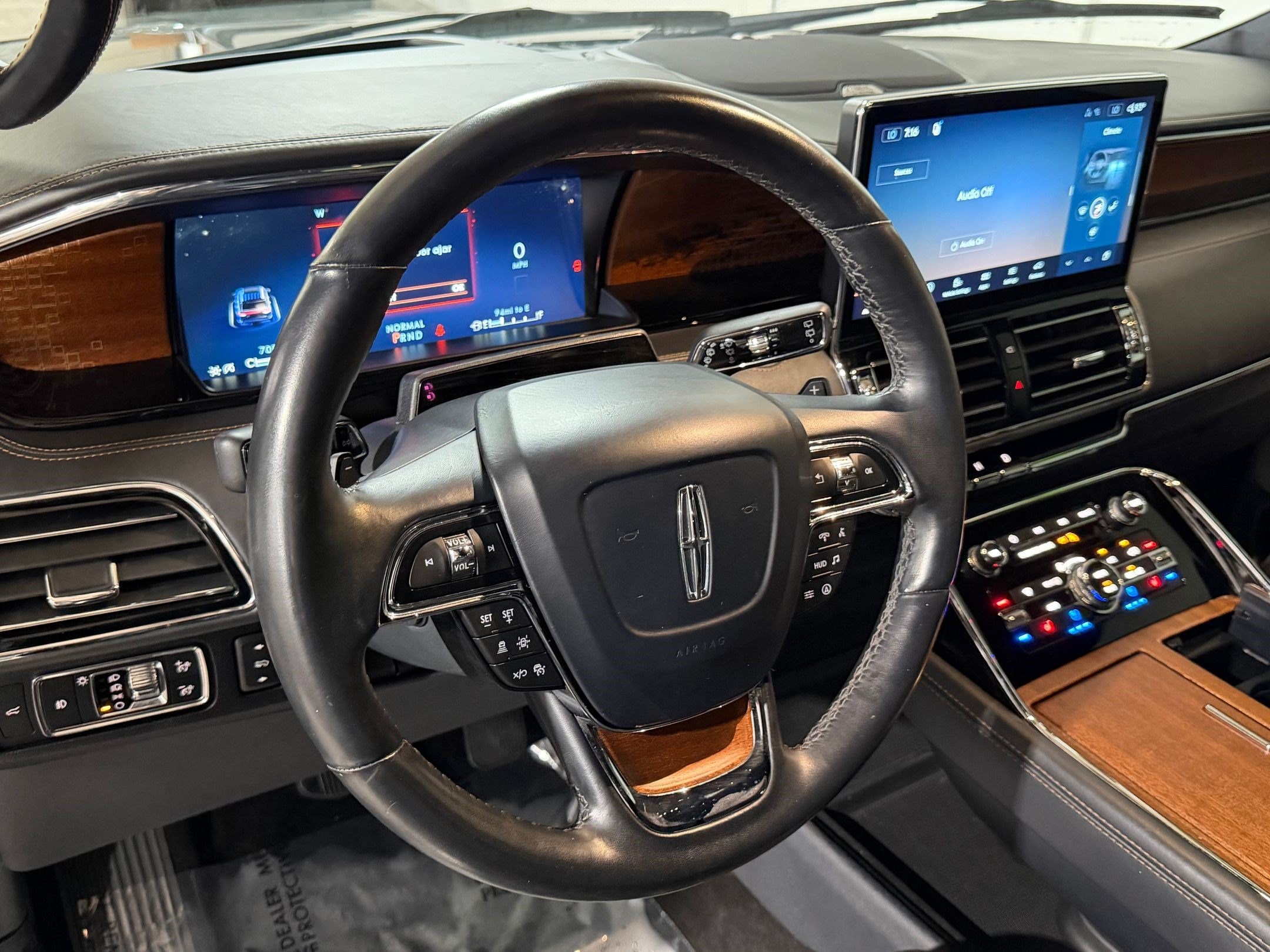 Navigator Black Label