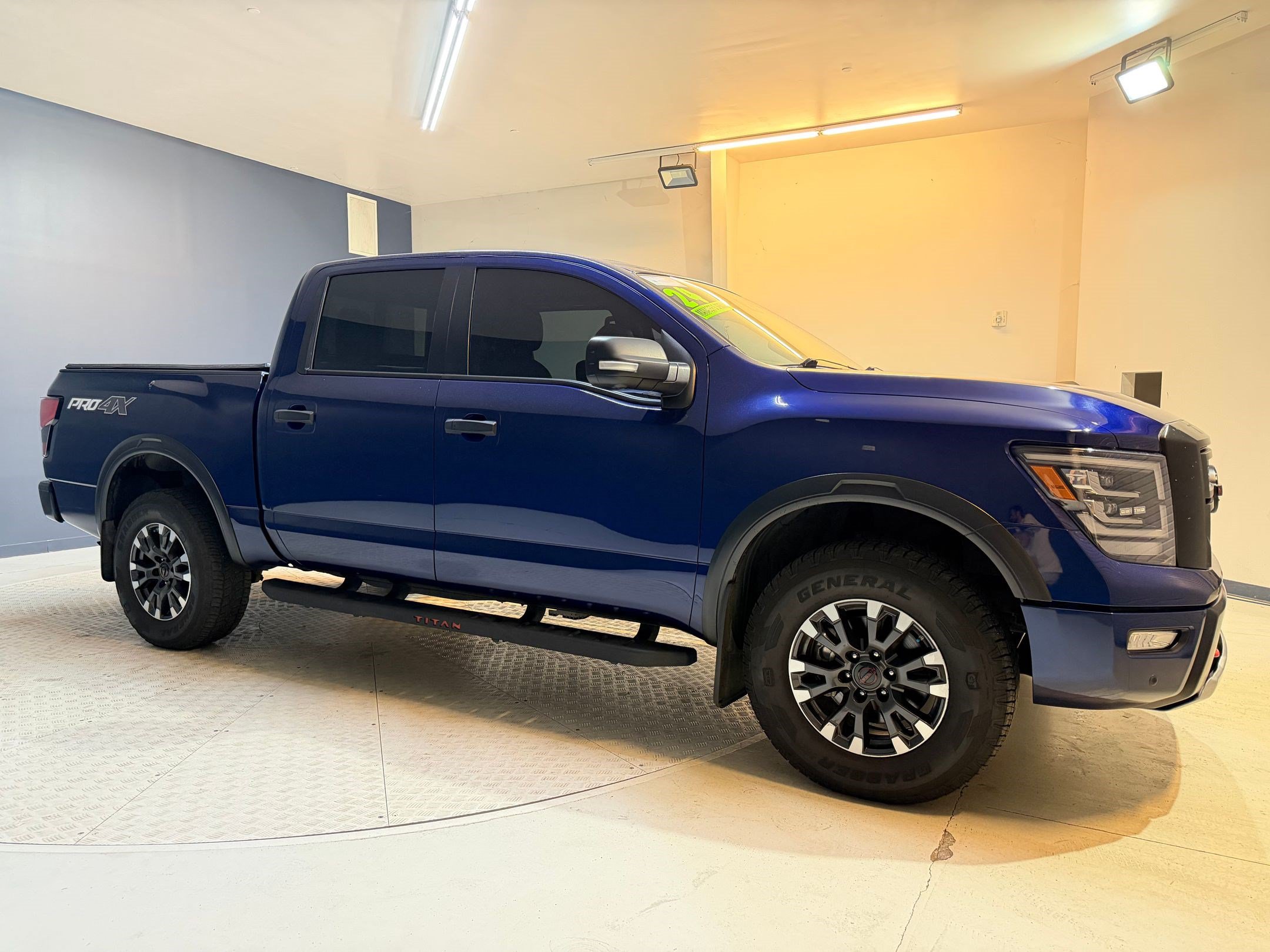 Titan PRO-4X