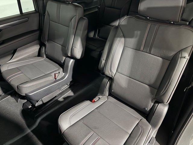 2026 Chevrolet Suburban RST - Photo 30