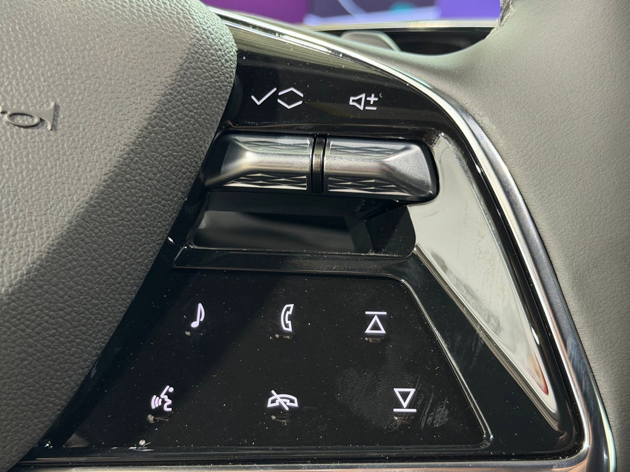 2026 Cadillac Escalade Luxury - Photo 31