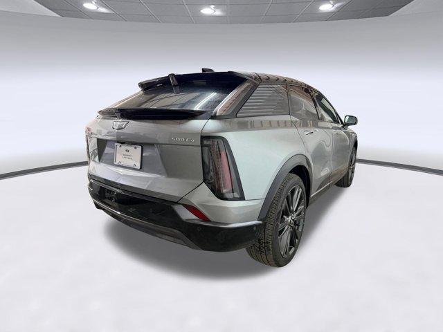 2026 Cadillac OPTIQ Premium Sport - Photo 7