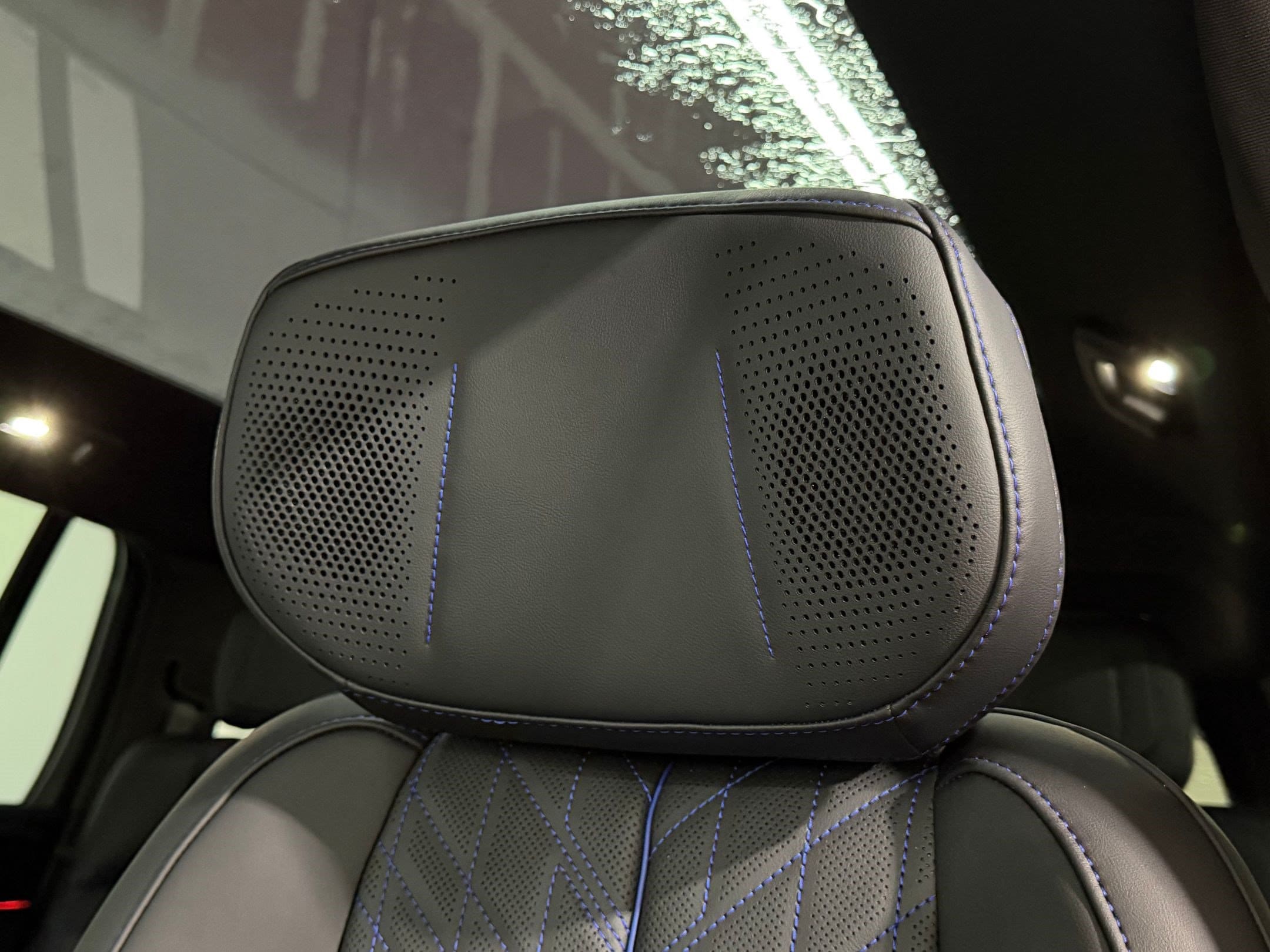 2025 Cadillac Escalade IQ Luxury 1 - Photo 37