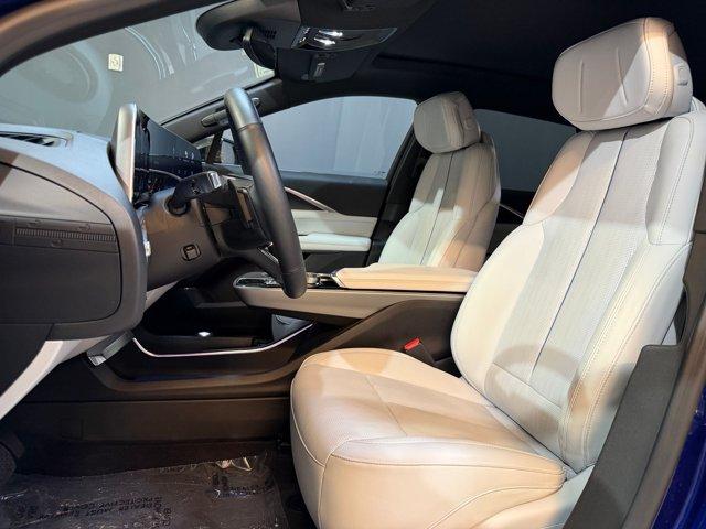 LYRIQ Sport 1 SUV