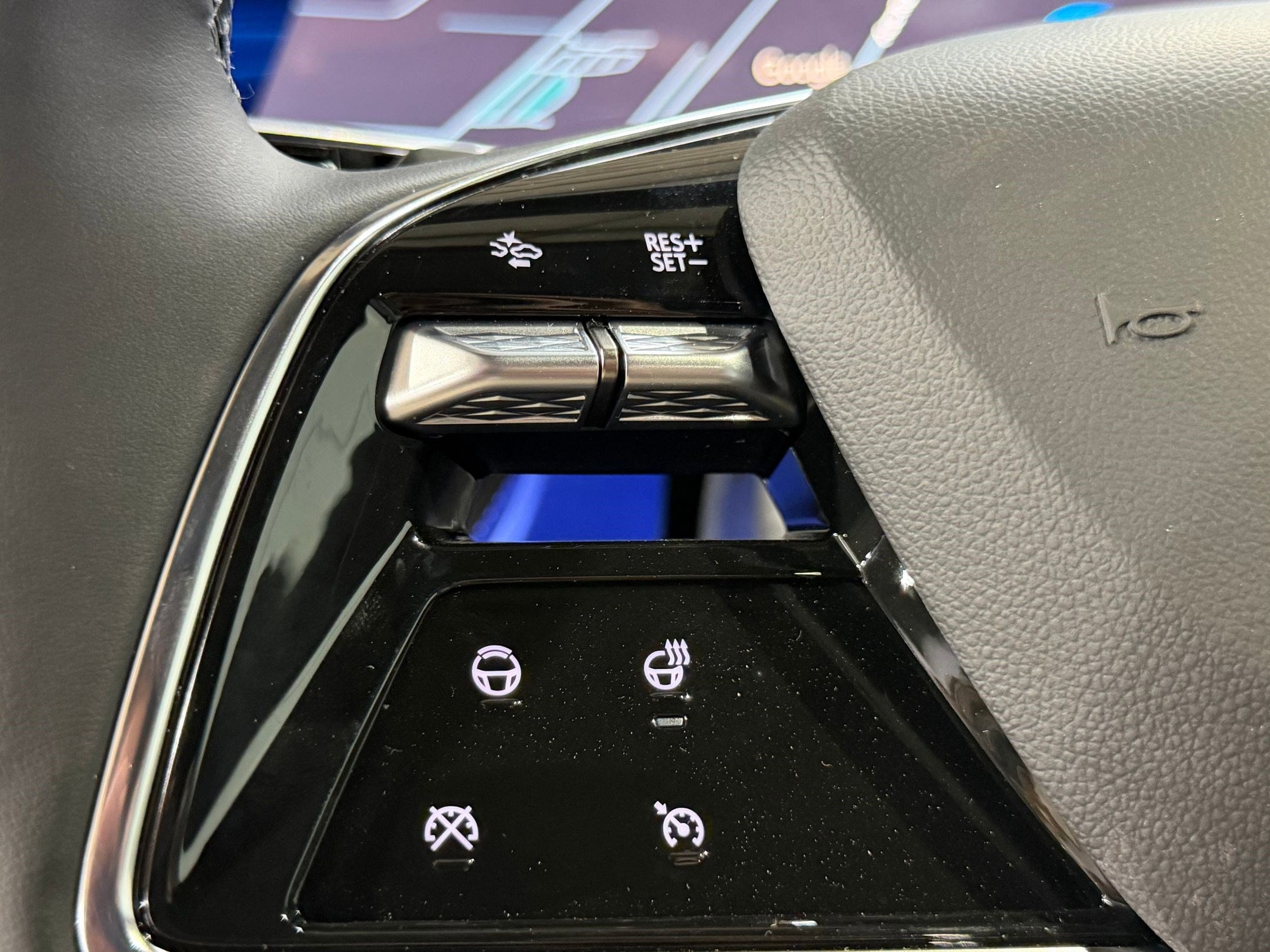 2026 Cadillac OPTIQ Sport - Photo 14