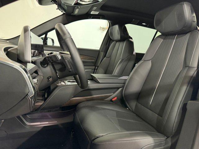 VISTIQ Sport SUV