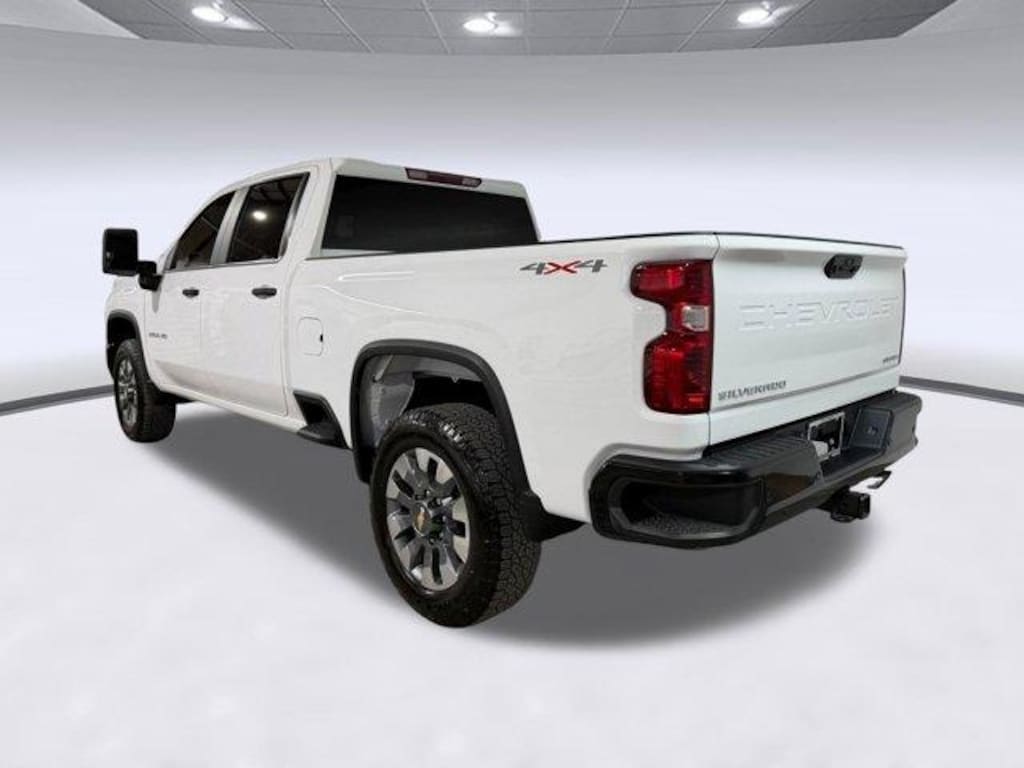 Used 2025 Chevrolet Silverado 2500 HD Custom Truck
