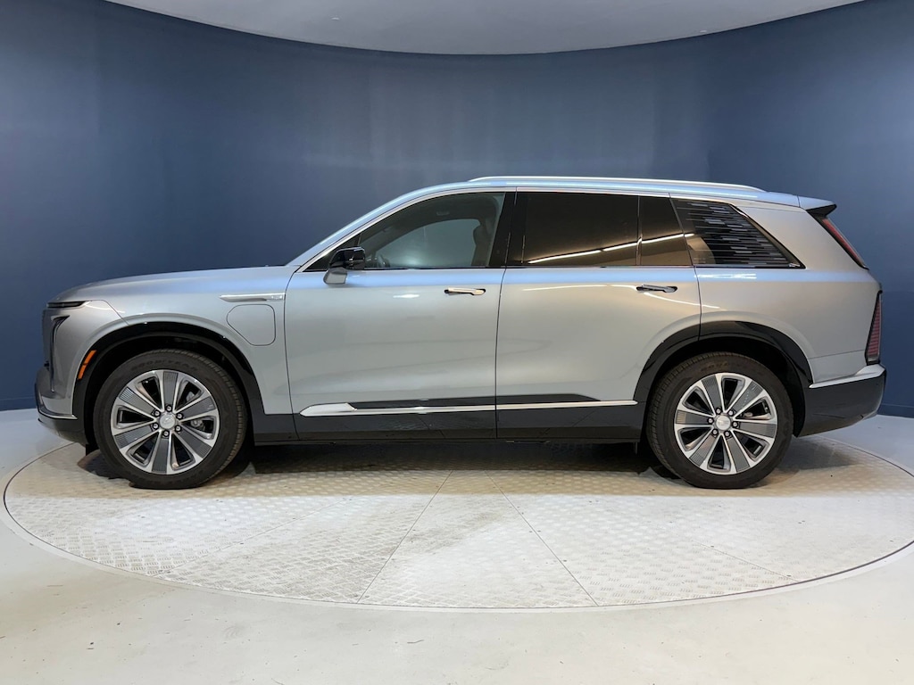 New 2026 CADILLAC VISTIQ Luxury SUV