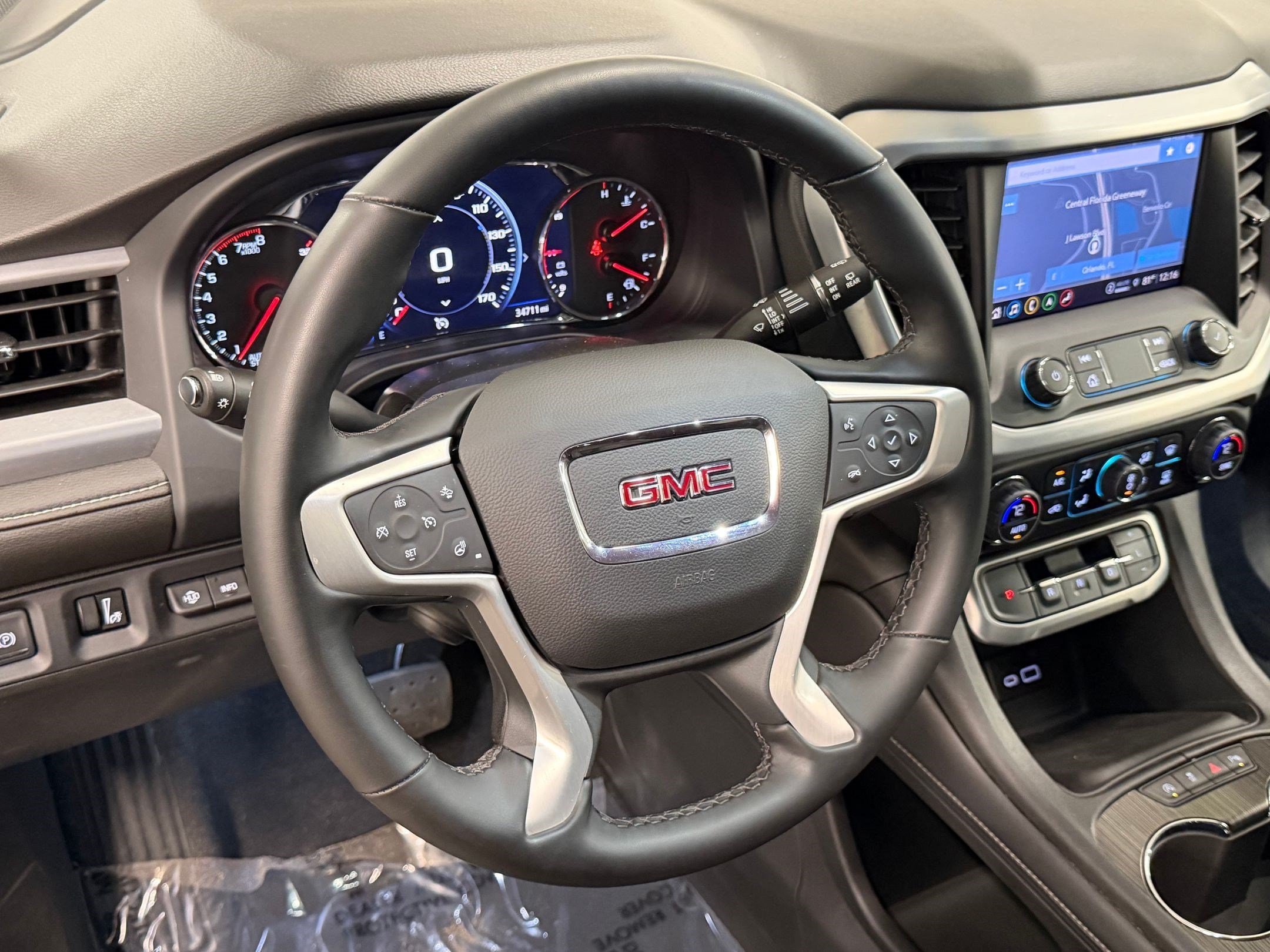 2023 GMC Acadia SLT SUV