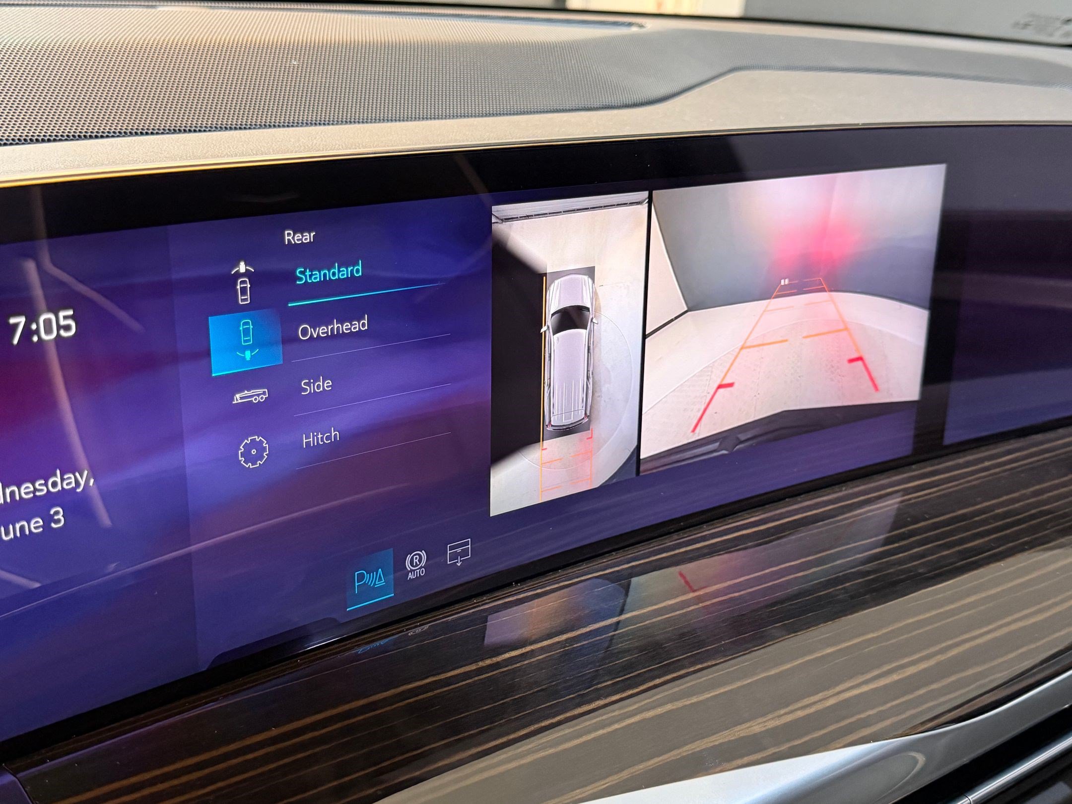 2026 Cadillac Escalade Luxury - Photo 35