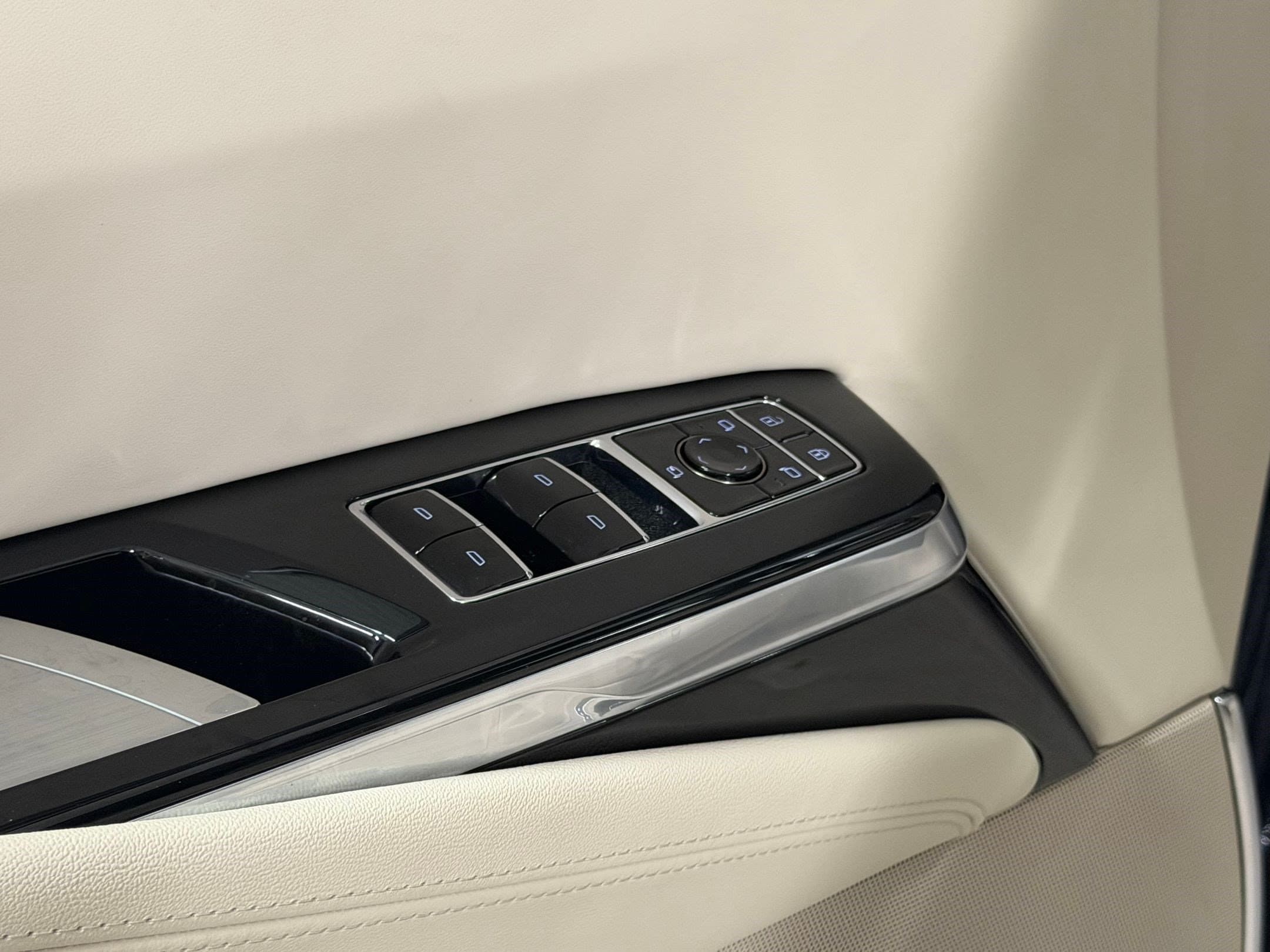 2026 Cadillac Escalade Platinum Sport - Photo 47