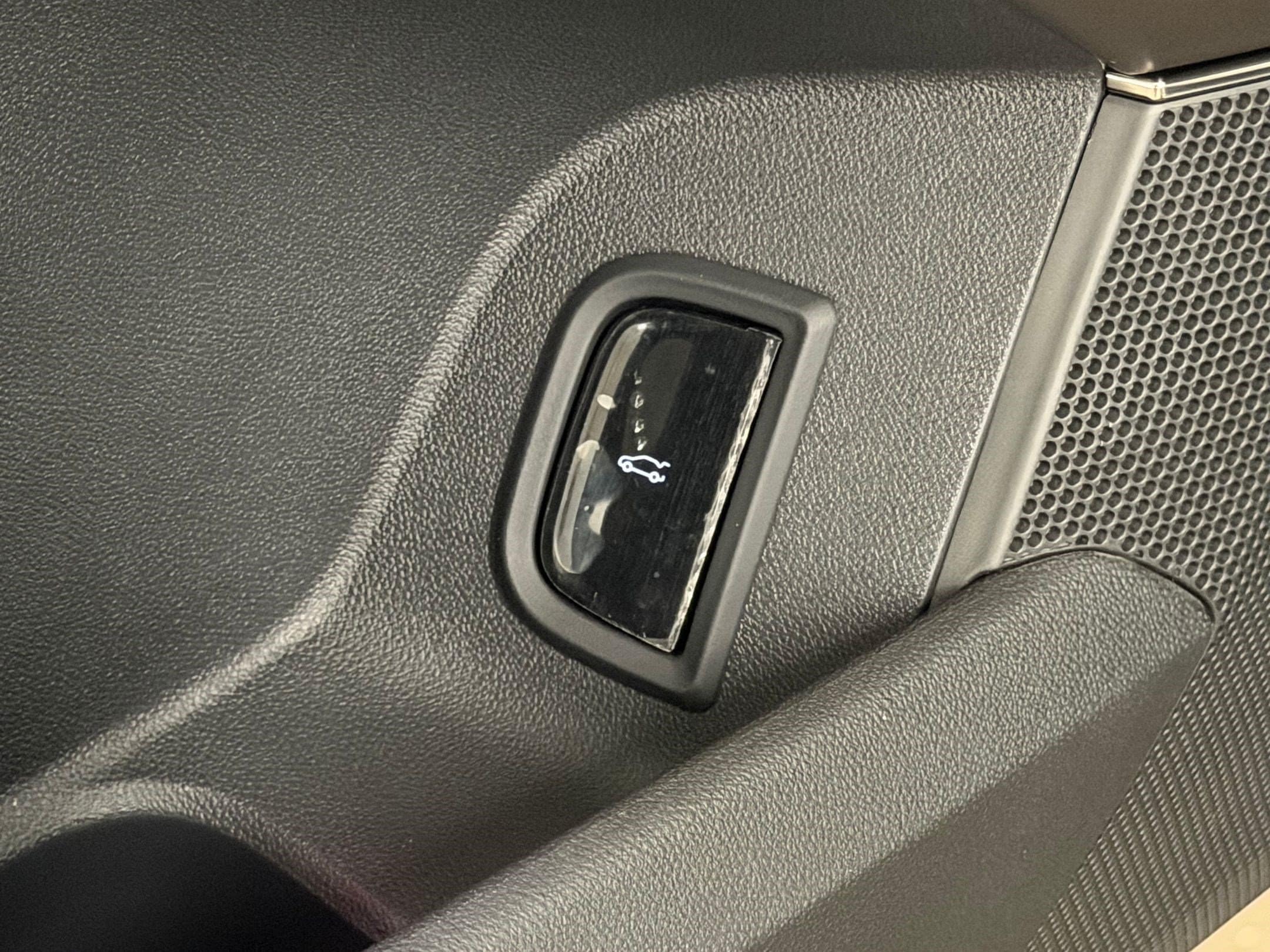 2027 Cadillac LYRIQ Sport - Photo 20
