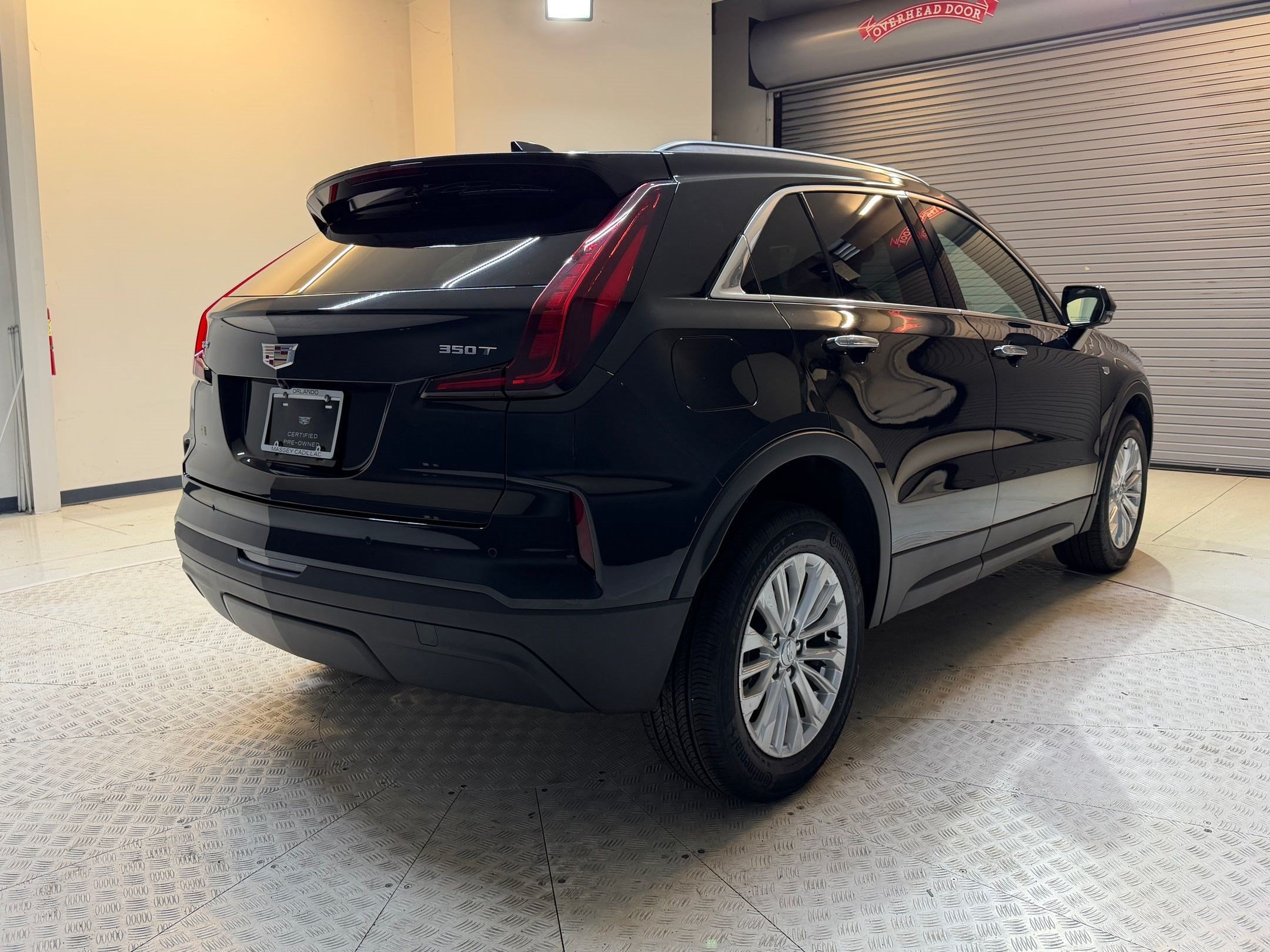 XT4 Luxury SUV