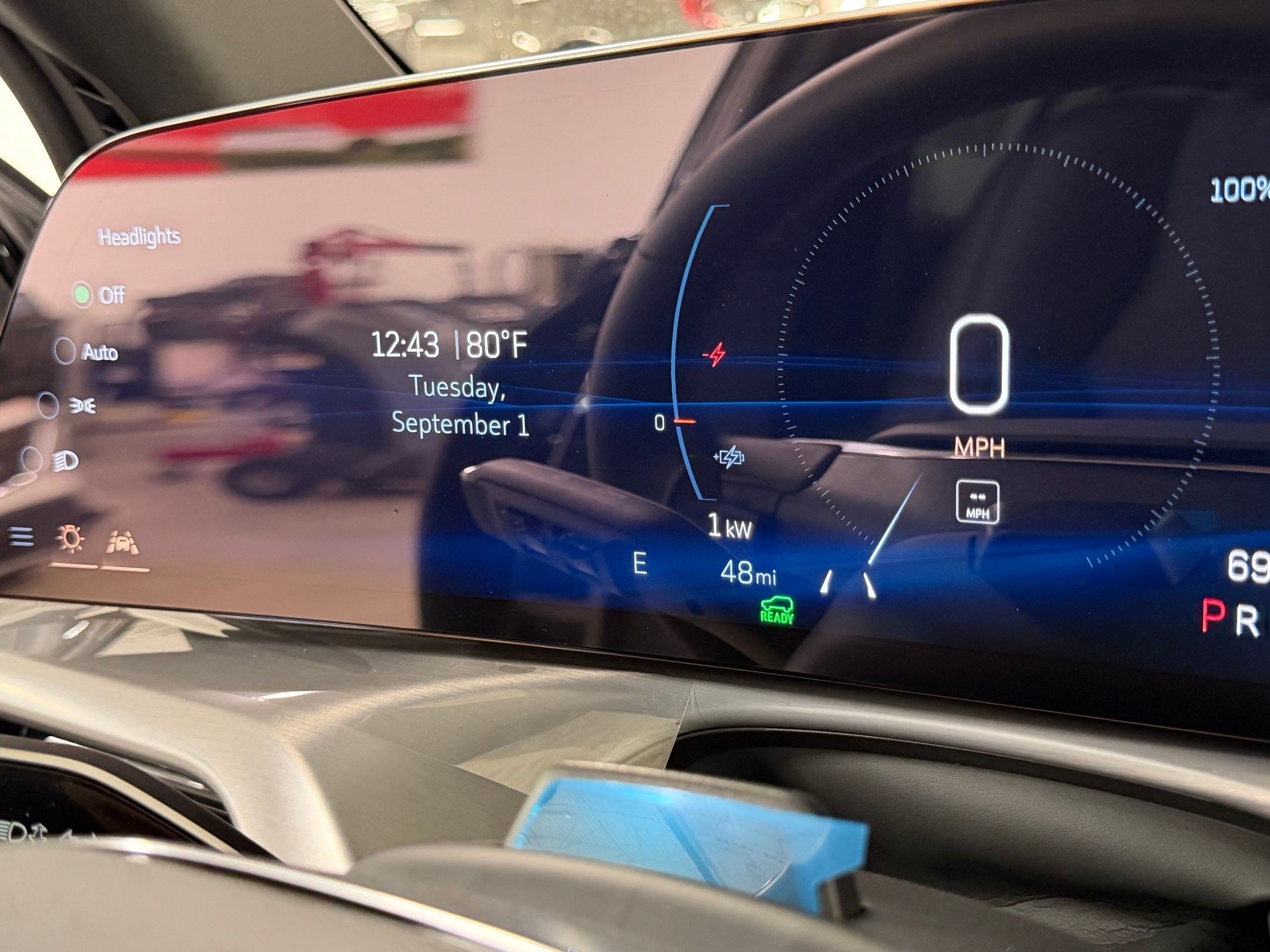 2026 Cadillac VISTIQ Sport - Photo 32