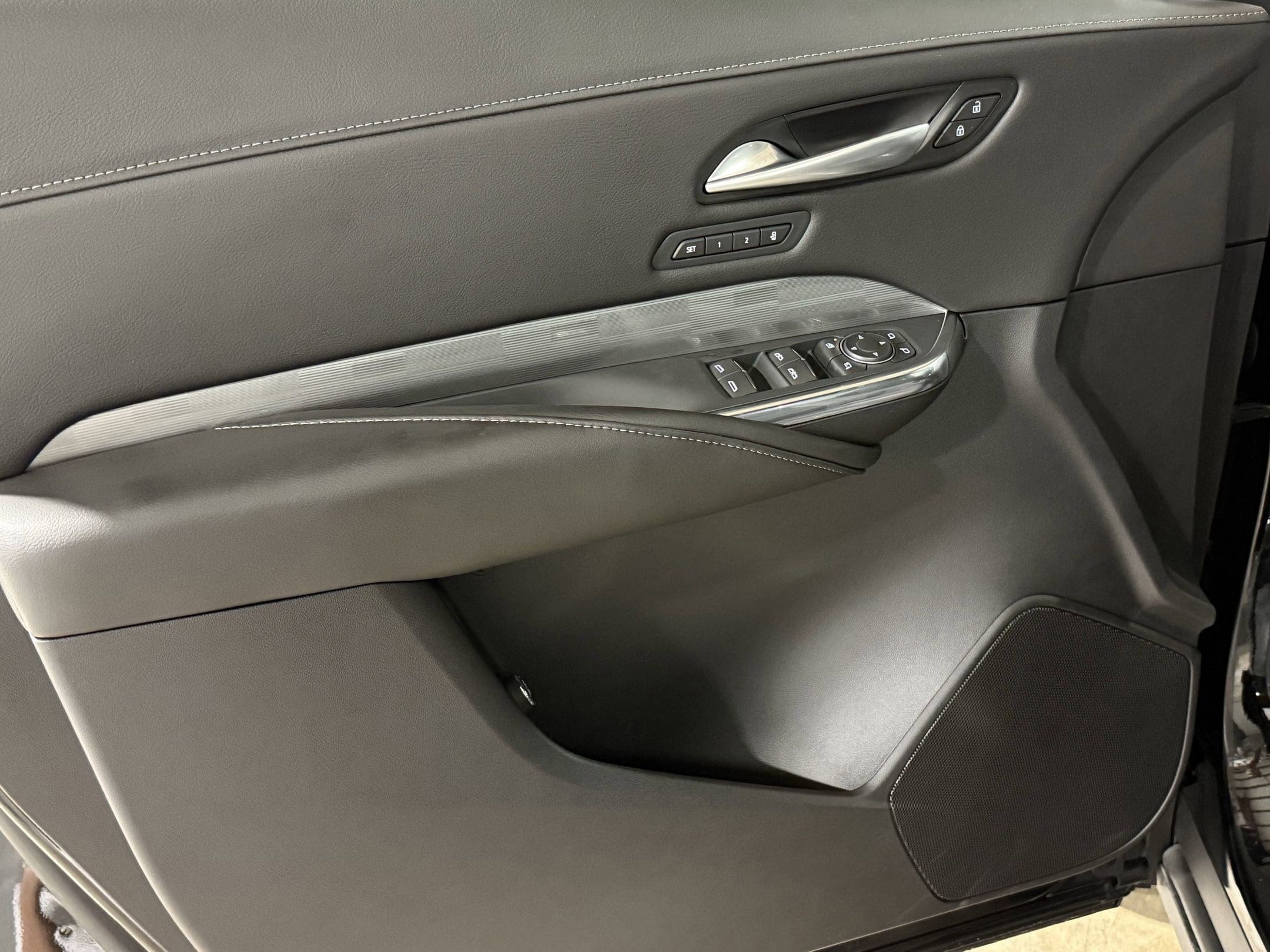 2025 Cadillac XT4 Premium Luxury - Photo 11