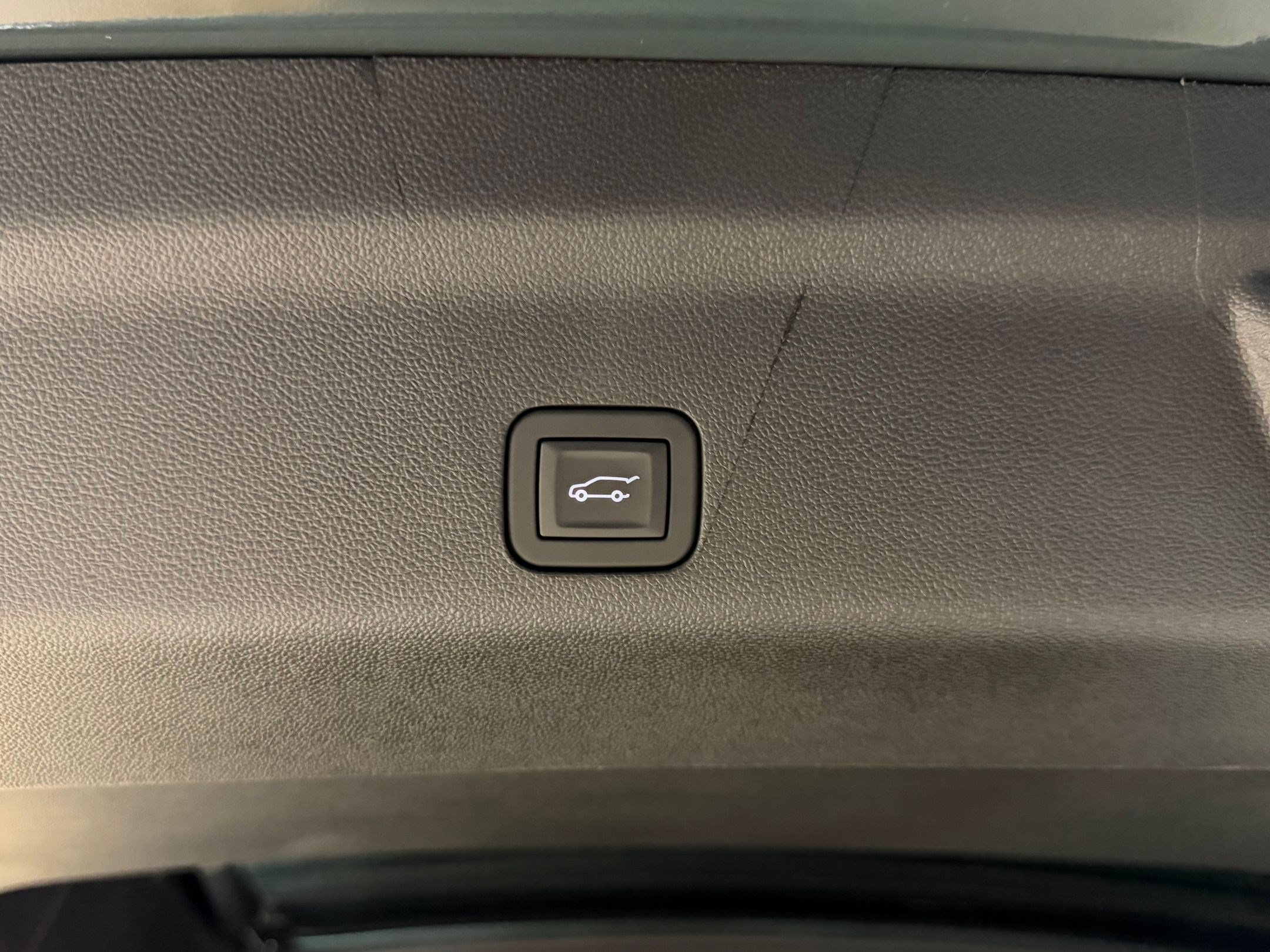 2026 Cadillac Escalade Luxury - Photo 53