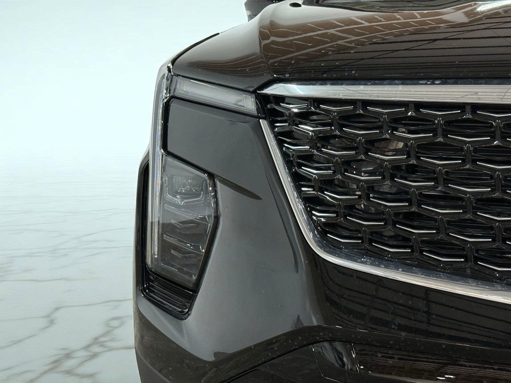2025 Cadillac XT4 Premium Luxury - Photo 9
