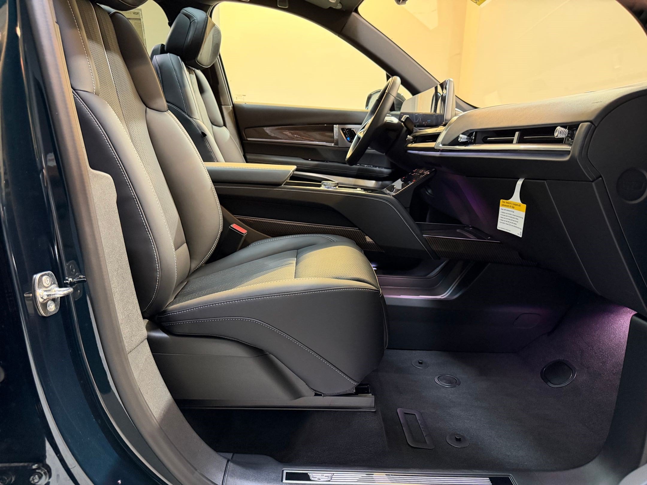 2026 Cadillac VISTIQ Luxury - Photo 54
