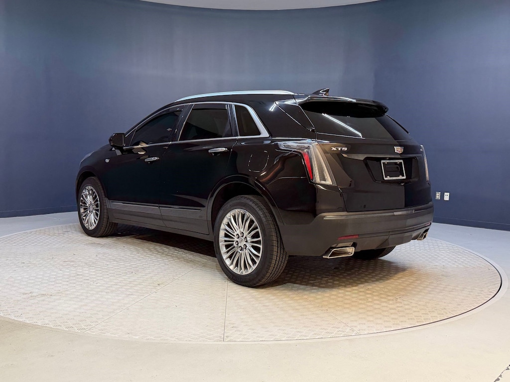 Used 2018 CADILLAC XT5 Luxury FWD SUV