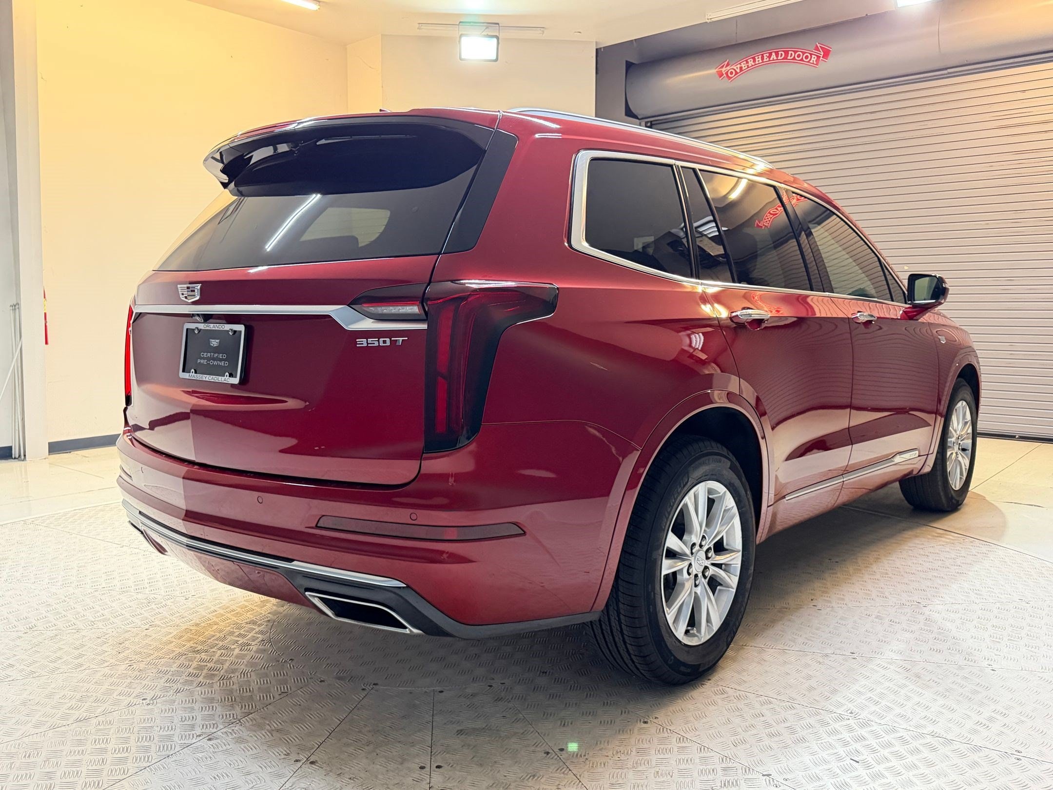 XT6 Luxury SUV