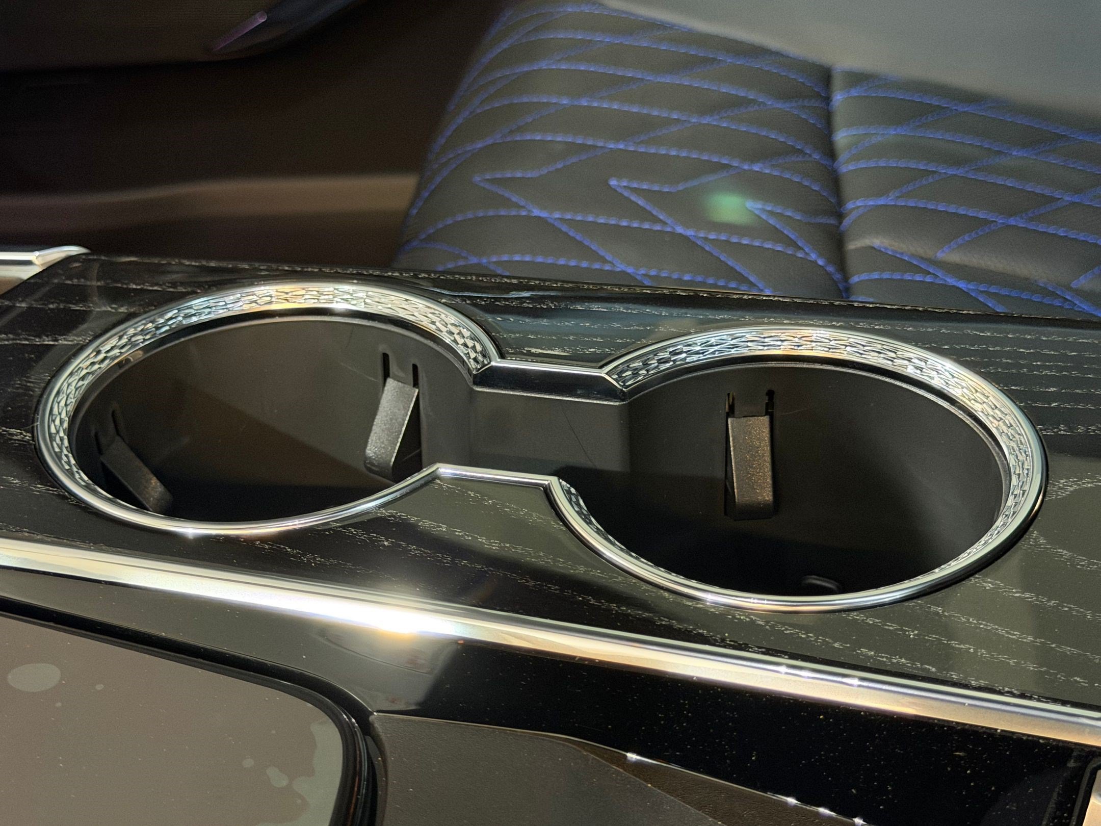 2026 Cadillac Escalade IQ Sport - Photo 39