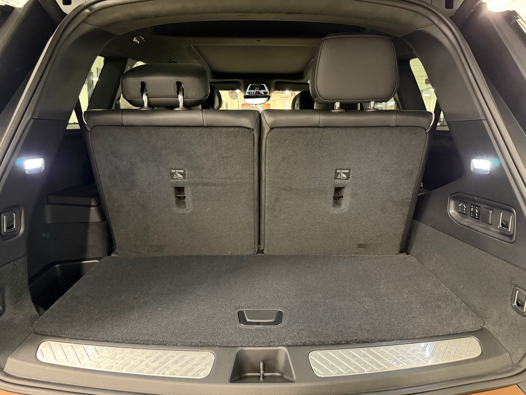 2027 Cadillac VISTIQ Platinum - Photo 41