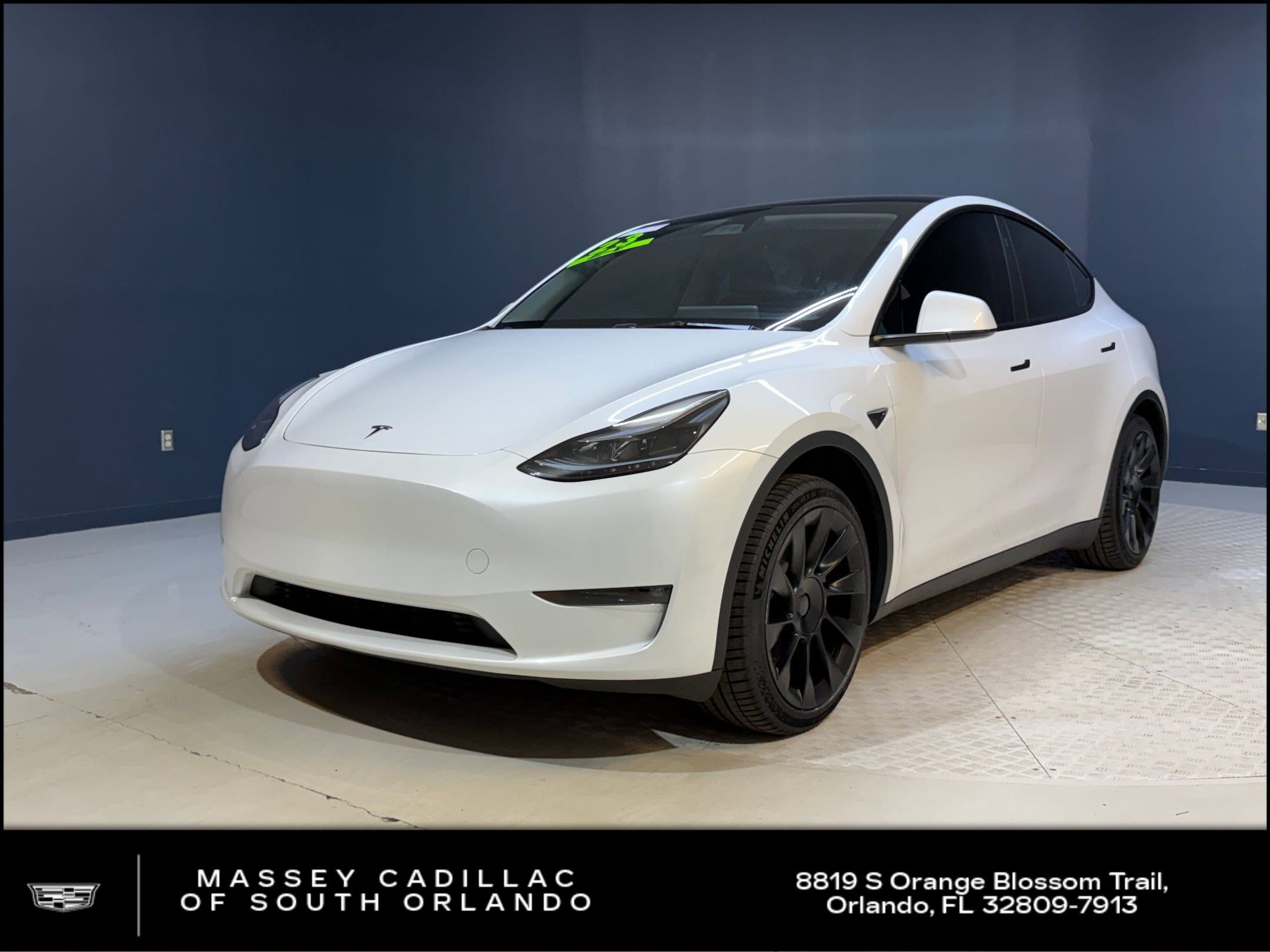 2023 Tesla Model Y Rear Wheel Drive's photo