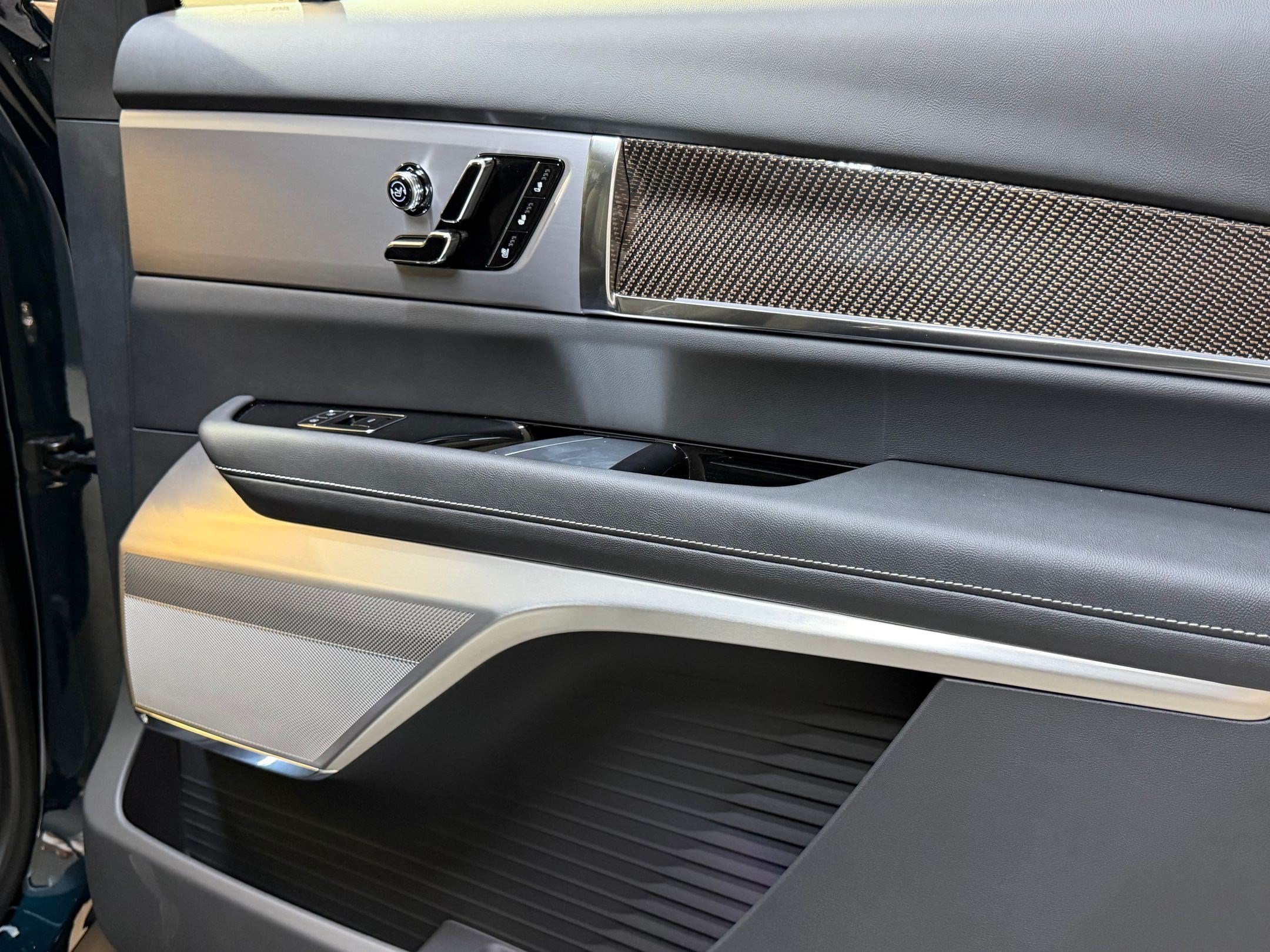 2026 Cadillac VISTIQ Luxury - Photo 51