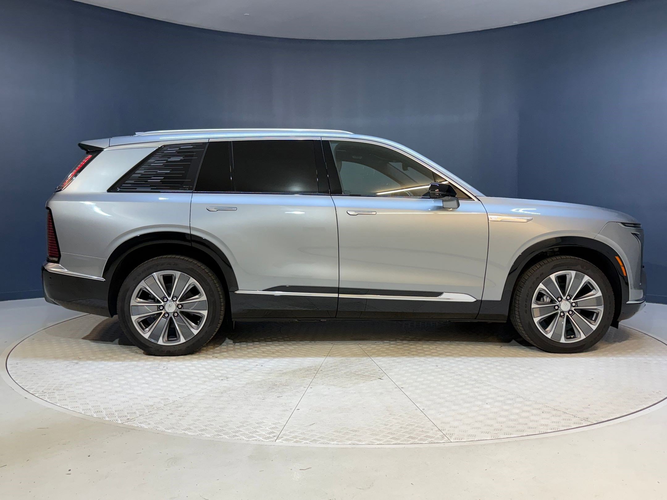 2026 Cadillac VISTIQ Luxury - Photo 8