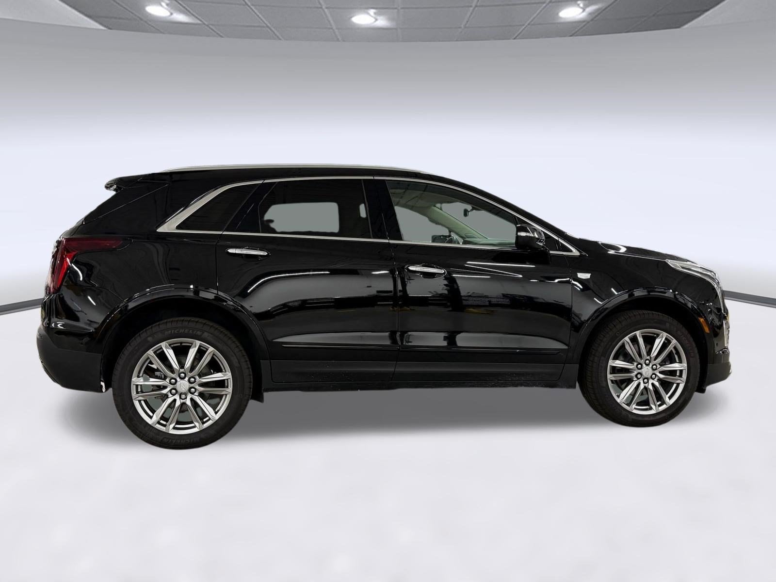 2026 CADILLAC XT5 Premium Luxury SUV