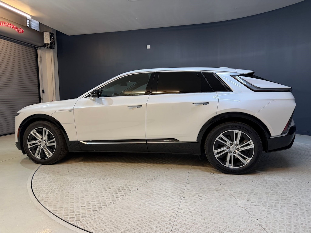 Certified 2024 CADILLAC LYRIQ Tech SUV