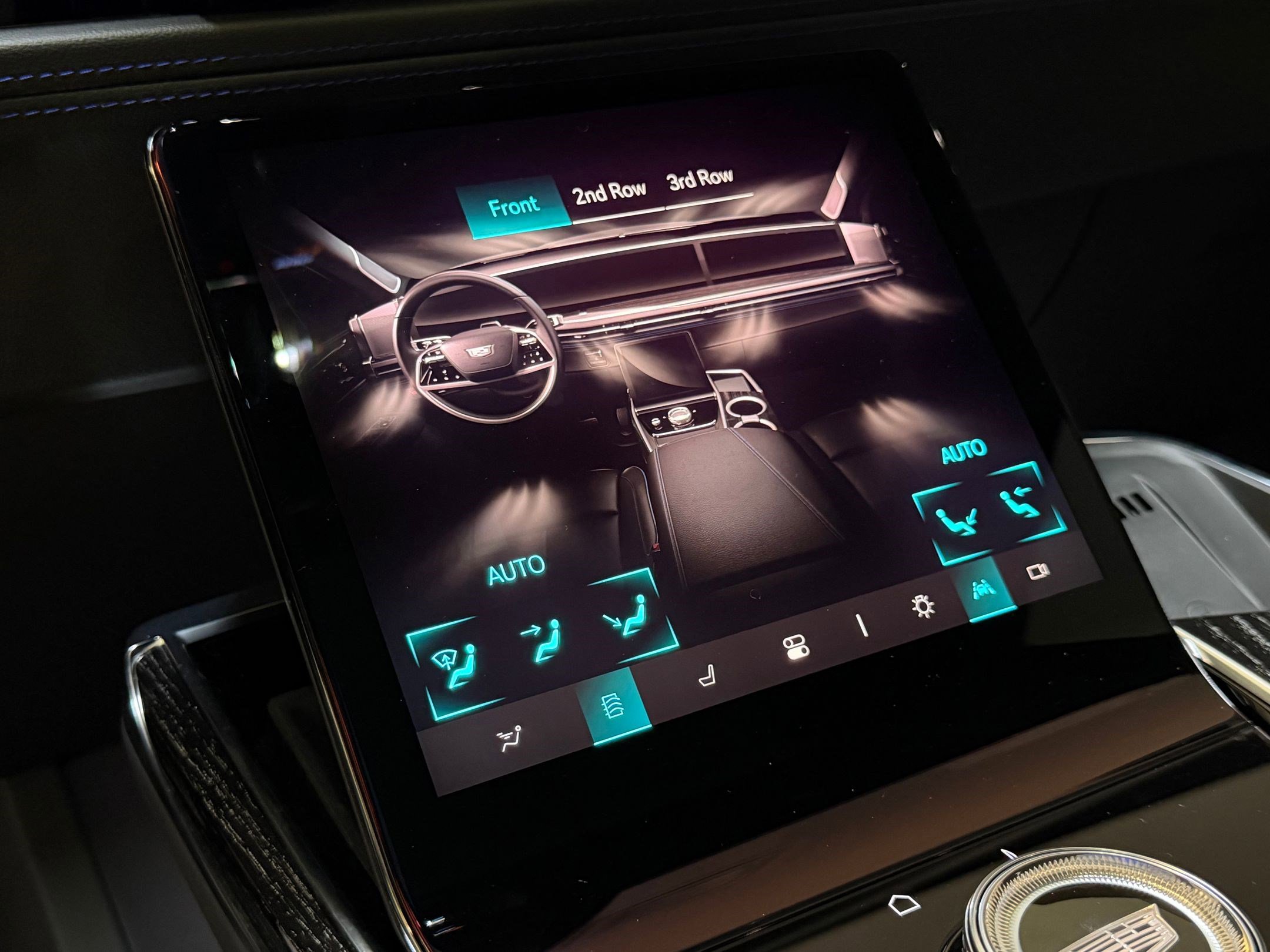 2026 Cadillac Escalade IQ Luxury - Photo 35