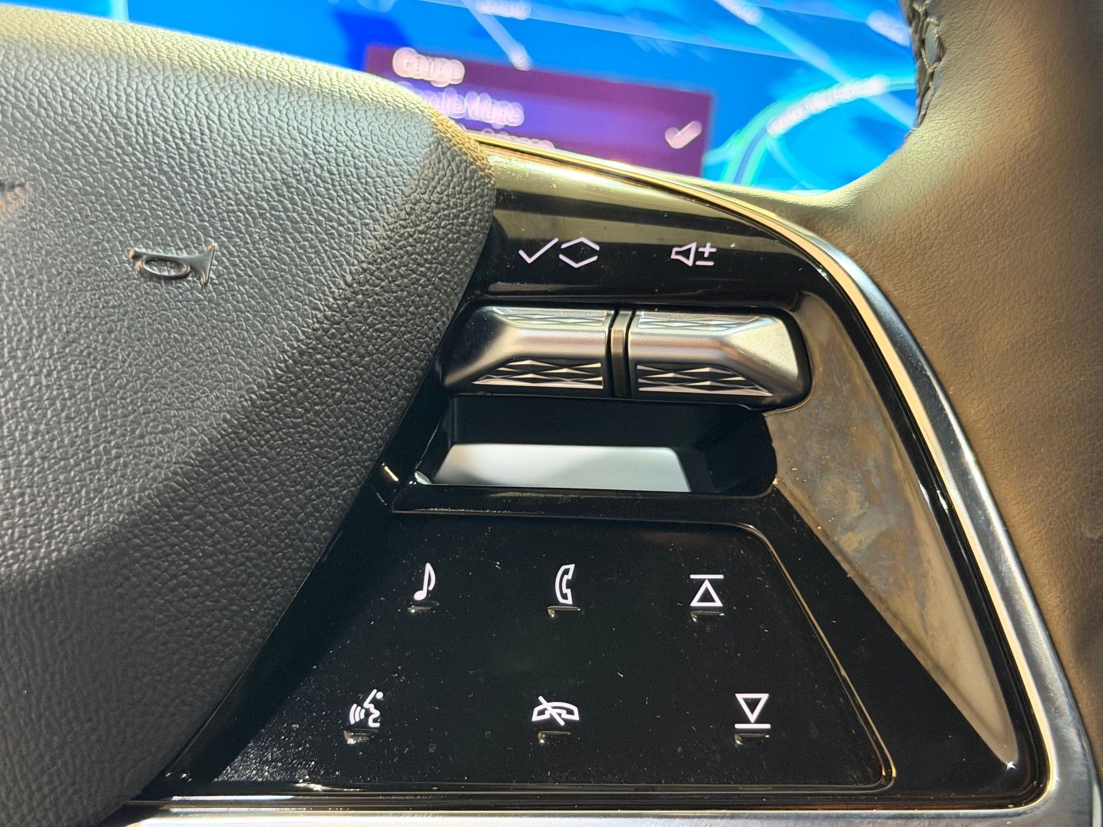 2025 Cadillac Escalade IQ Sport 1 - Photo 30