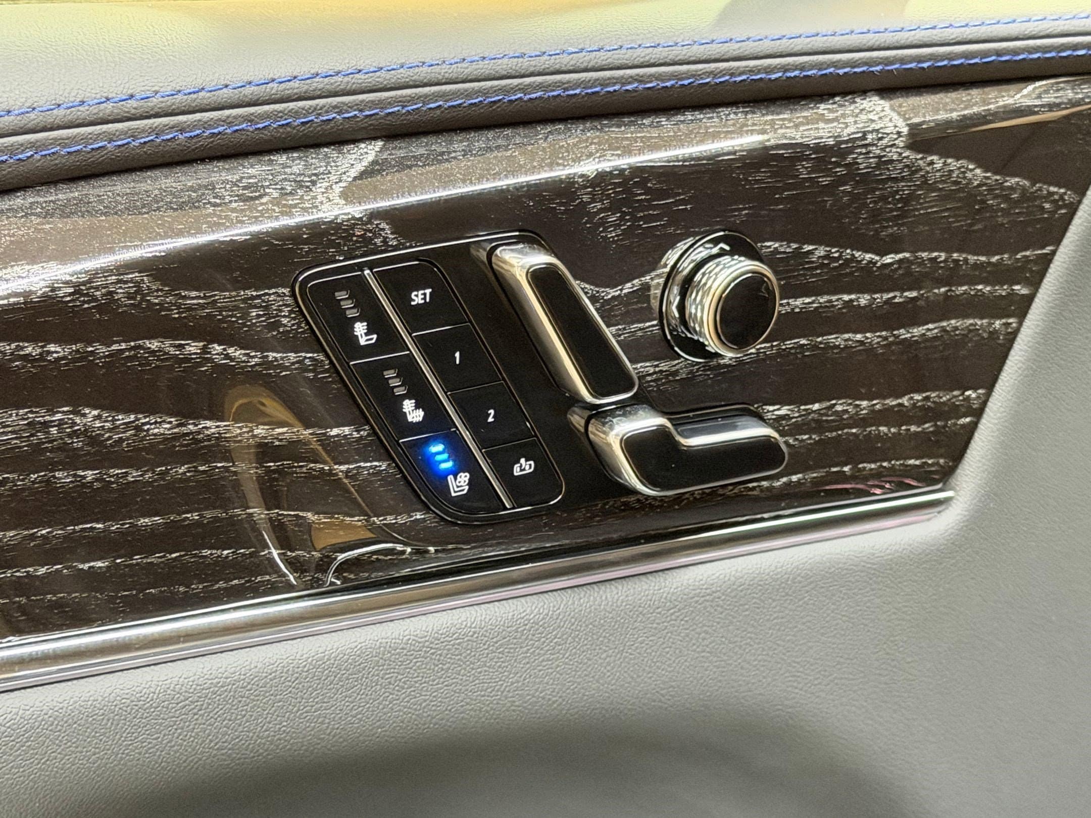 2026 Cadillac Escalade IQ Sport - Photo 21