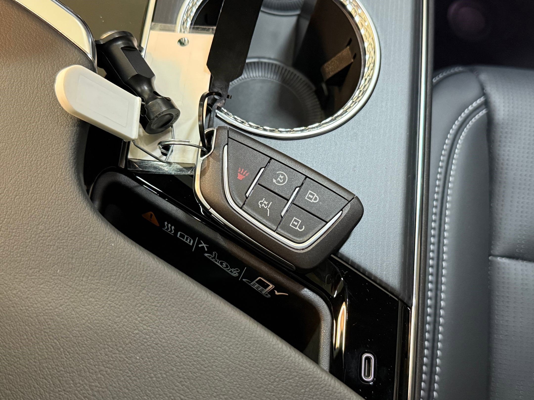 2026 Cadillac LYRIQ Sport - Photo 38