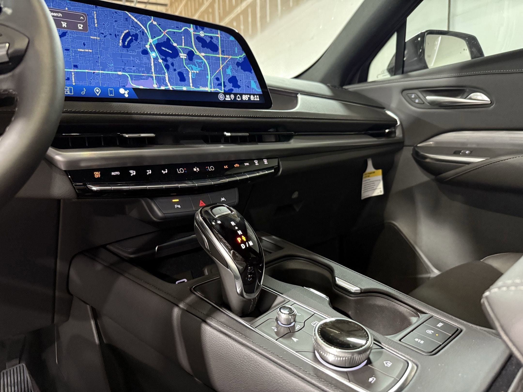 2025 Cadillac XT4 Premium Luxury - Photo 13