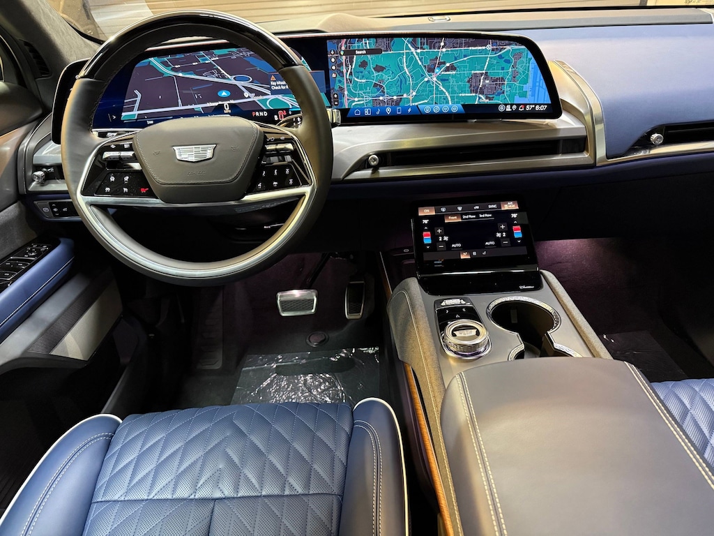 New 2026 CADILLAC VISTIQ Premium Luxury SUV