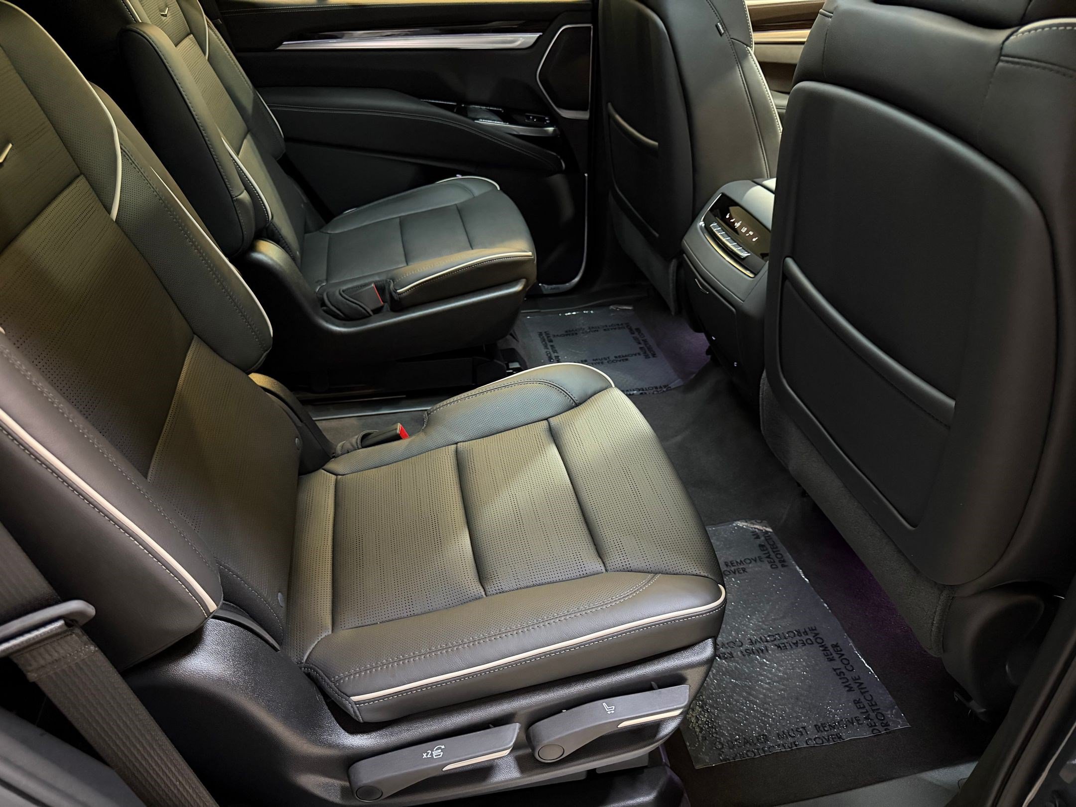 2026 Cadillac Escalade Luxury - Photo 55