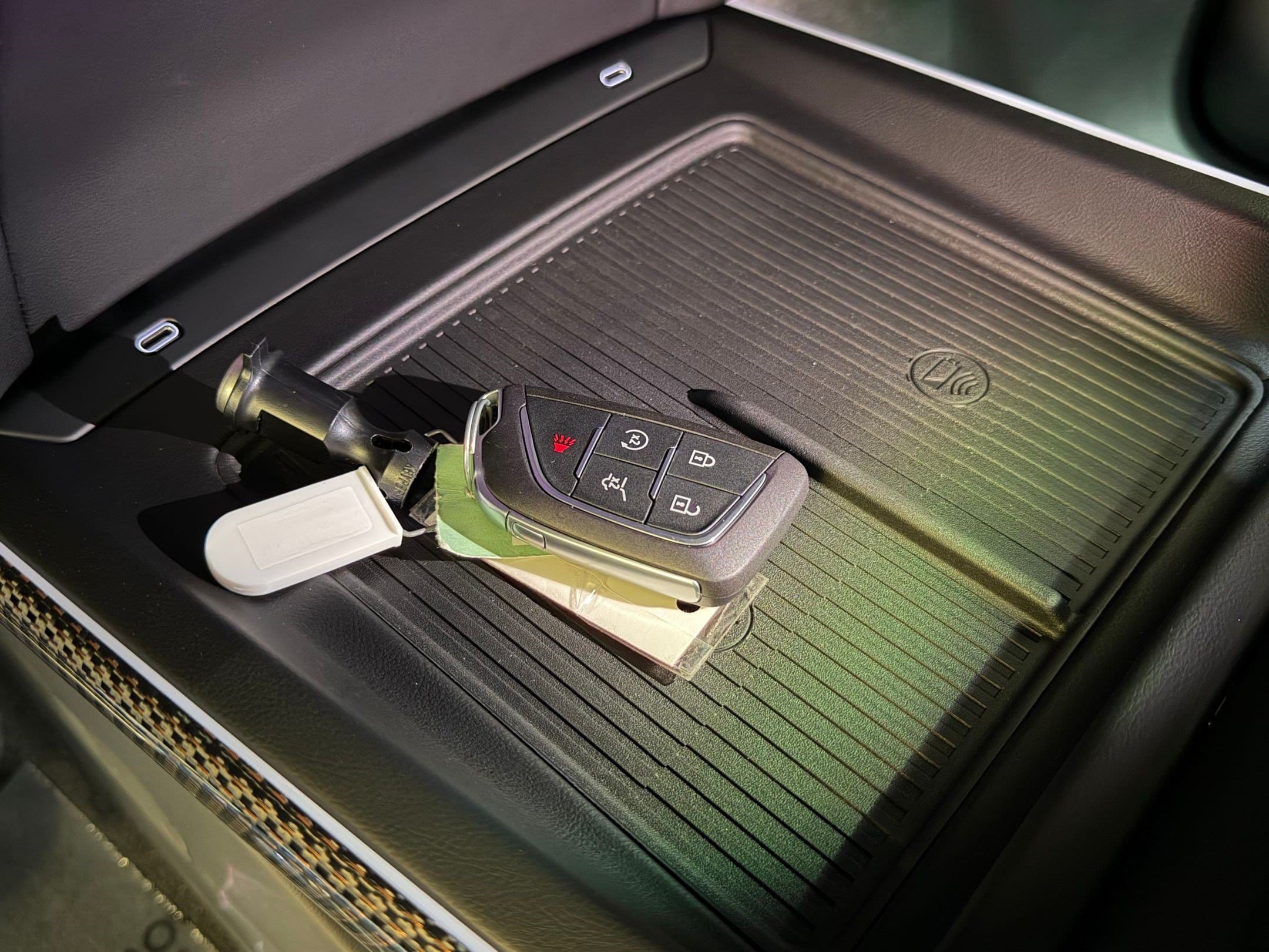 2026 Cadillac VISTIQ Luxury - Photo 40