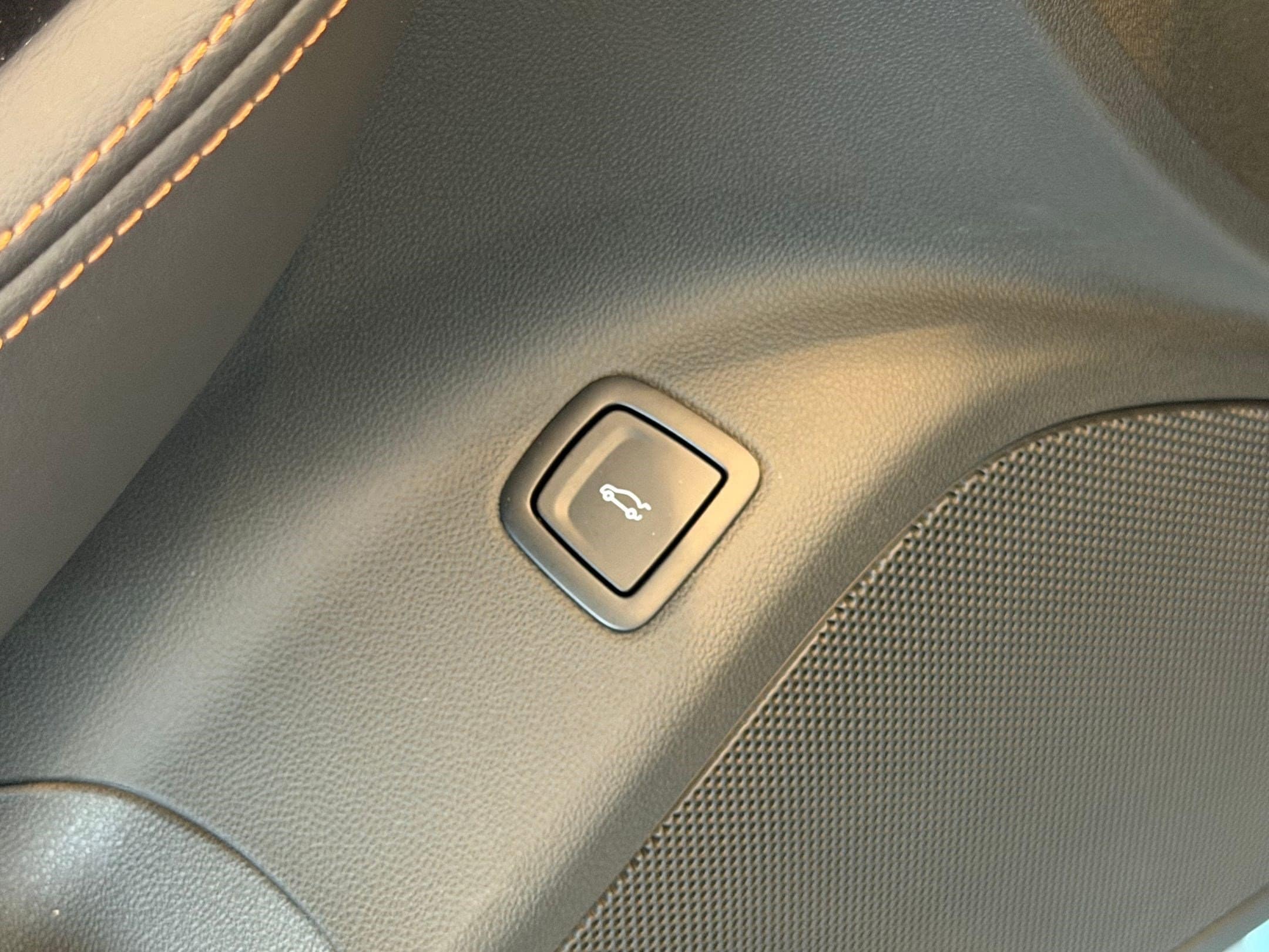 2026 Cadillac CT5 V-Series - Photo 23