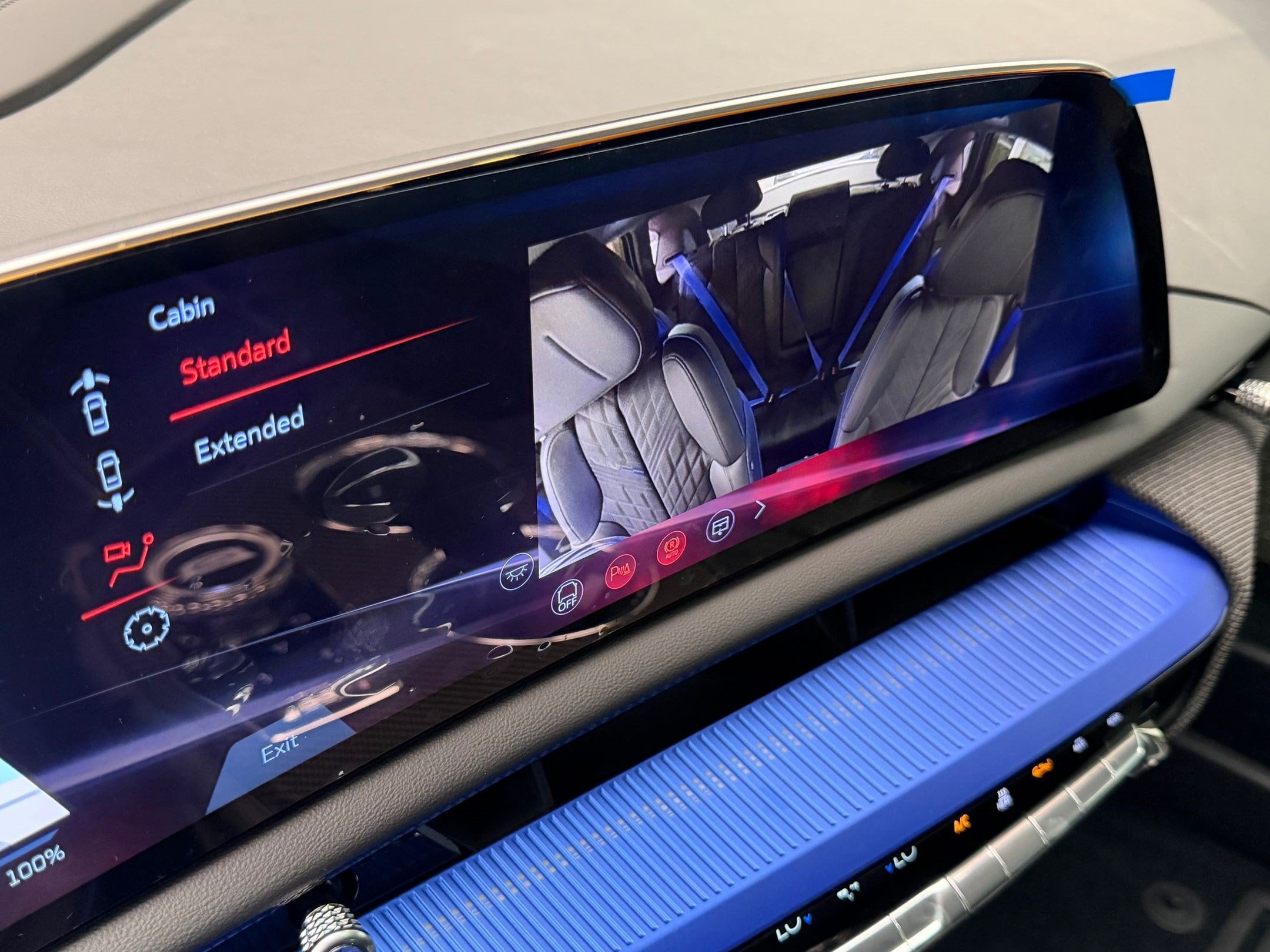2027 Cadillac OPTIQ V-Series - Photo 34