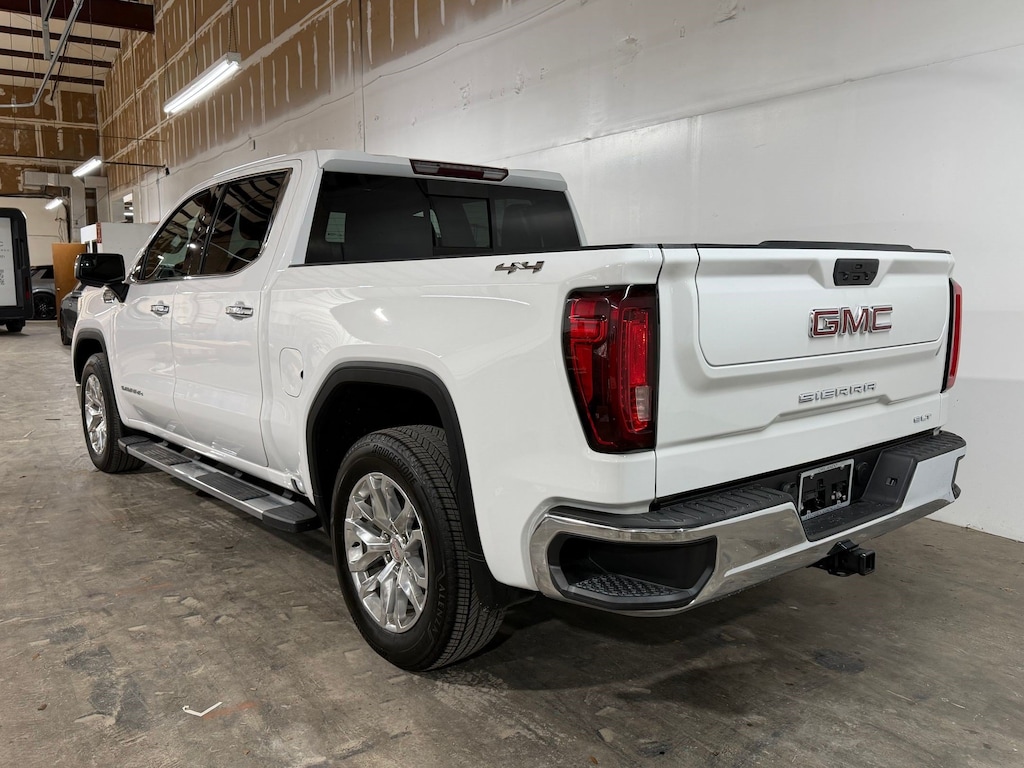 Used 2021 GMC Sierra 1500 SLT Truck