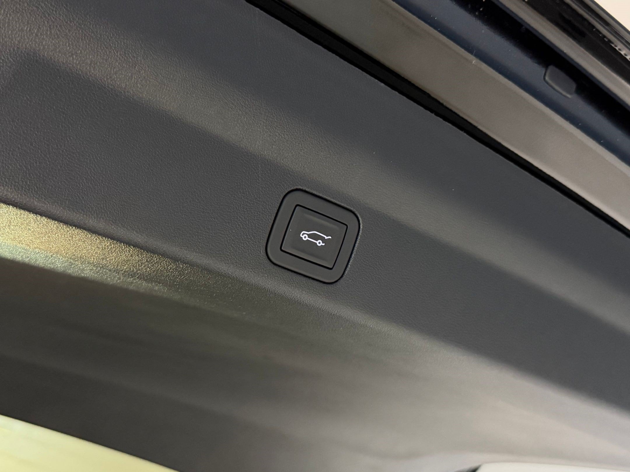 2026 Cadillac Escalade IQ Sport - Photo 51