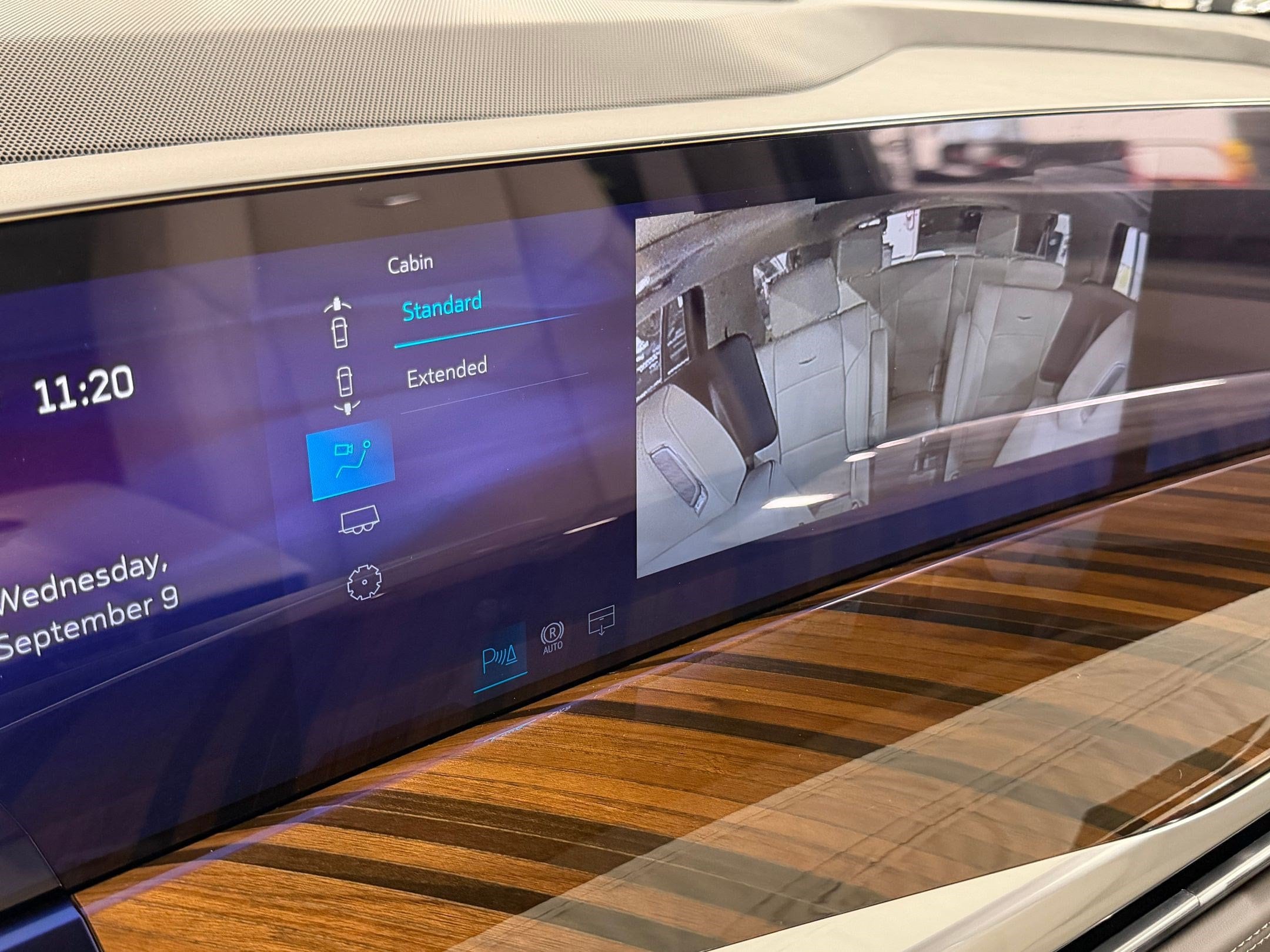 2026 Cadillac Escalade Platinum Sport - Photo 30