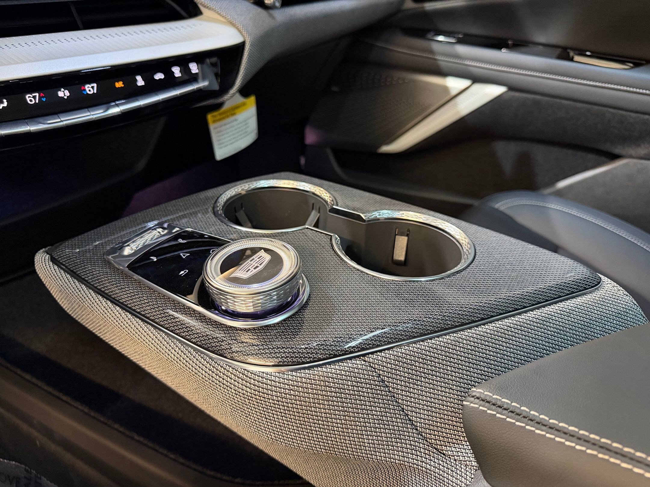 2026 Cadillac OPTIQ Sport - Photo 37