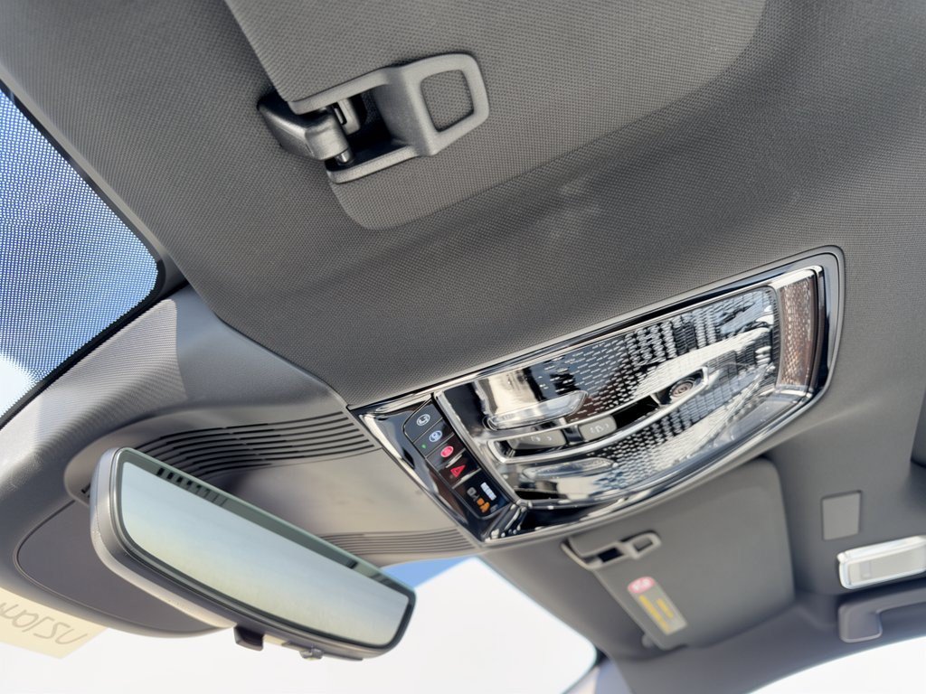 2027 Cadillac VISTIQ Sport - Photo 19